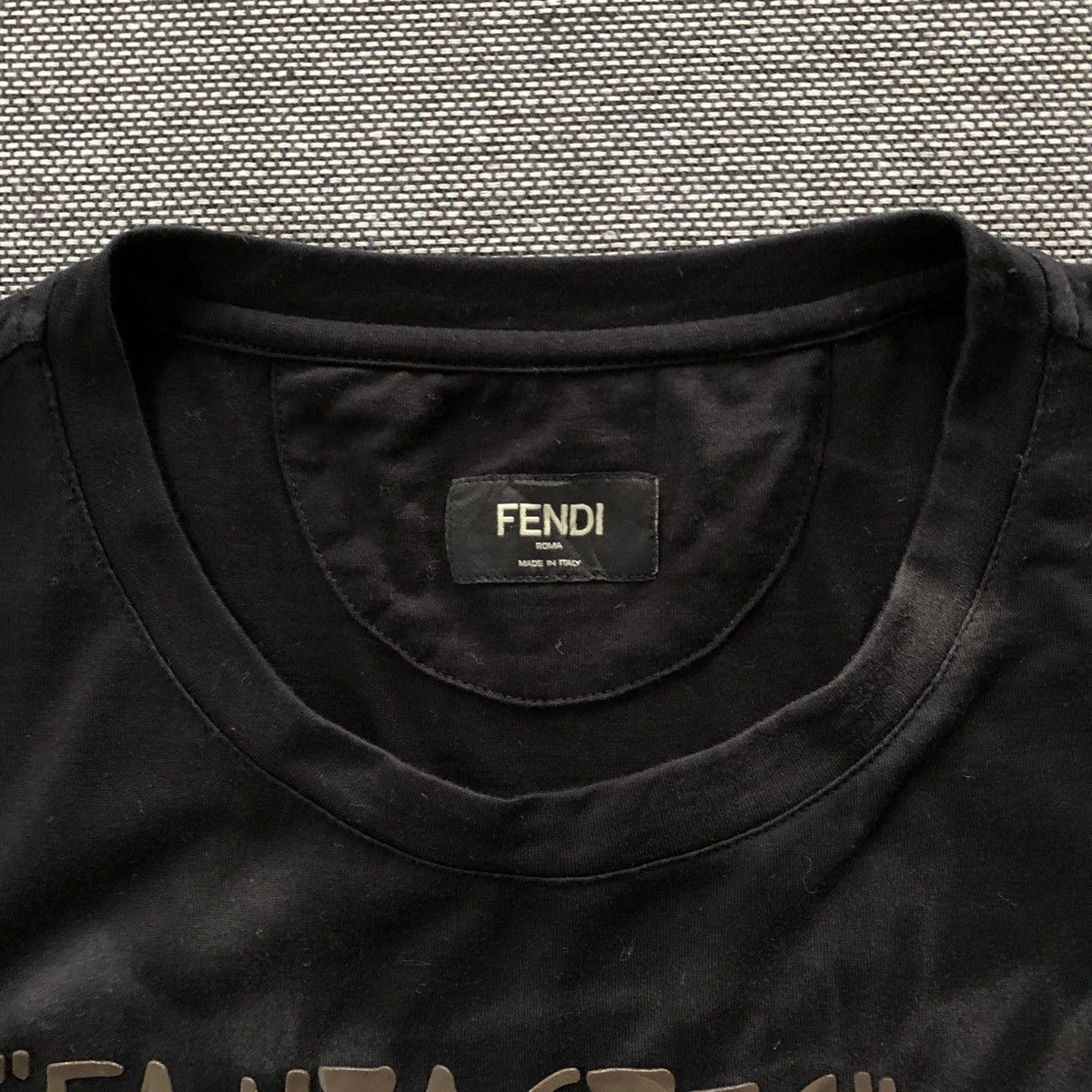 Fendi FENDI Fantastic Monster Logo Appliqued T-Shirt Size US S / EU 44-46 / 1 - 9 Thumbnail