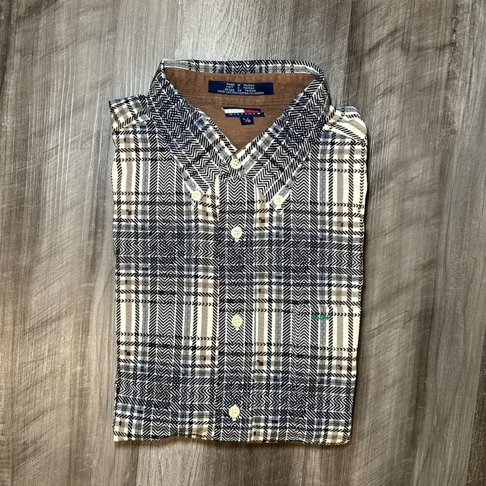 Tommy Hilfiger Tommy Hilfiger Vintage Long Sleeve Button Down - Large Size US L / EU 52-54 / 3 - 1 Thumbnail
