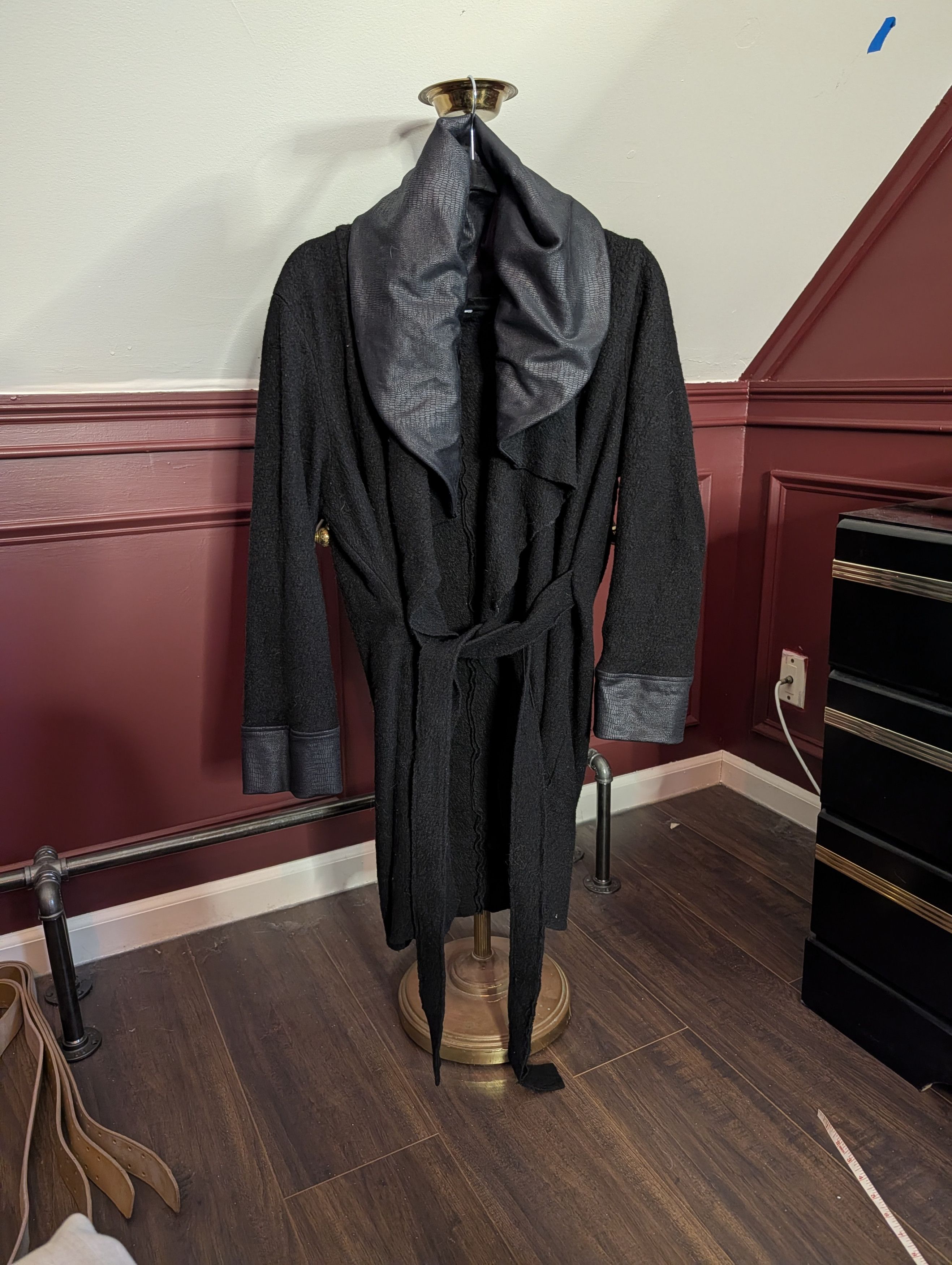 Scapa Sports SCAPA Lauren Perre black knit belted alligator cardigan Size XL / US 12-14 / IT 48-50 - 1 Thumbnail