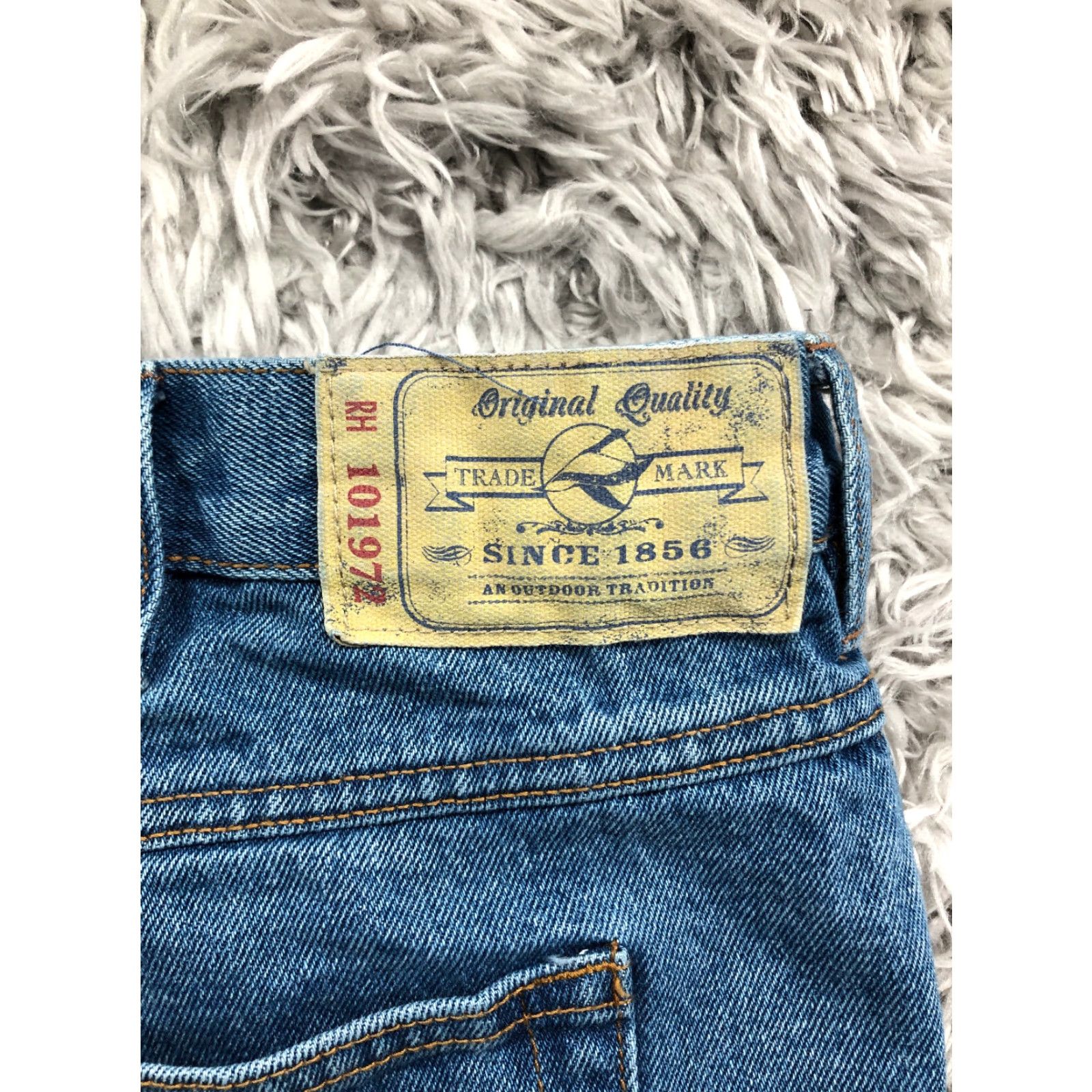 Vintage RedHead Shorts Mens 44 Mid Rise Dark Wash Blue Denim Jean Bermuda Shorts Regular 5-Pocket Vintage? No Size US 44 / EU 60 - 7 Thumbnail