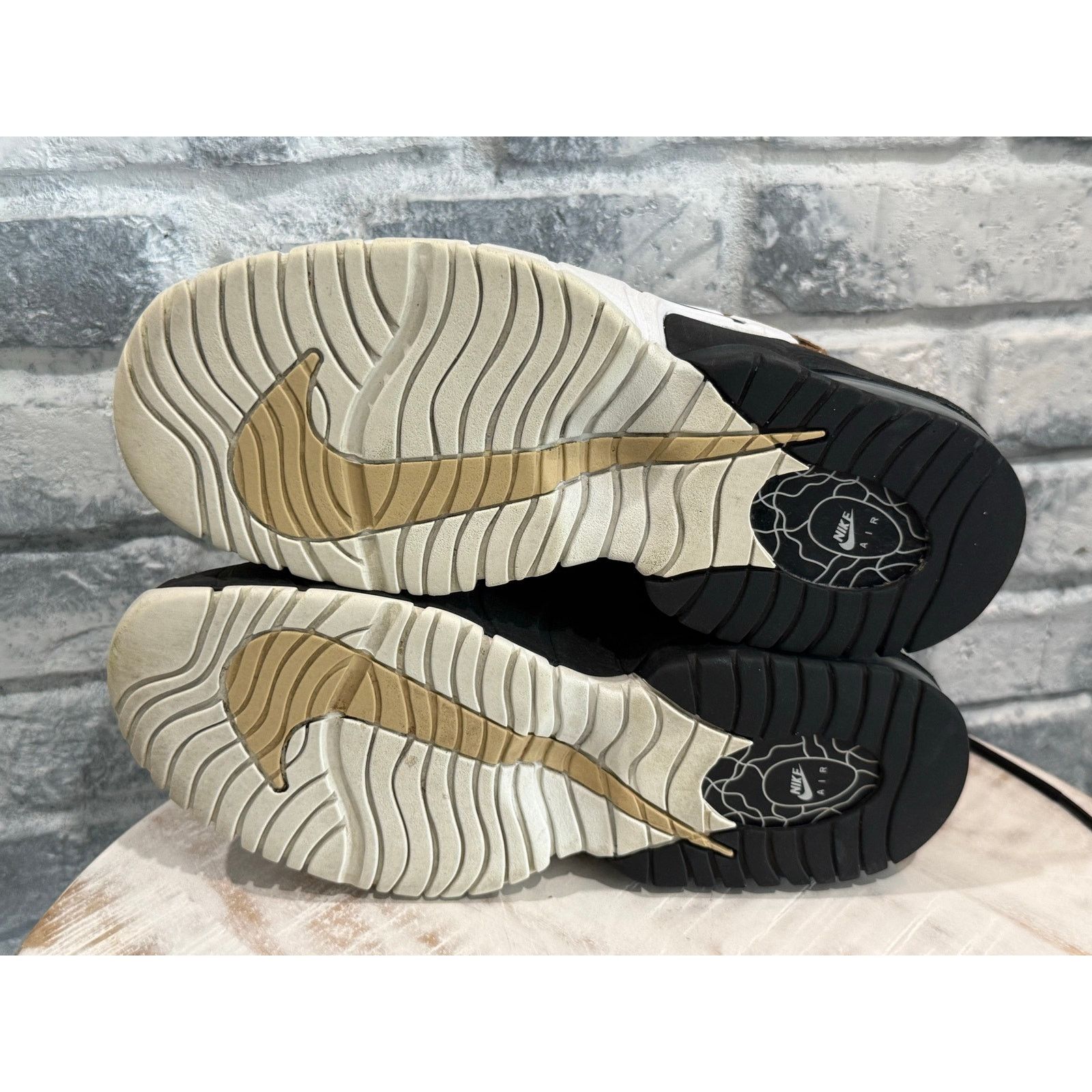 Nike Nike Air Max Penny 1 Rattan Size 6 DZ5311-200 Size US 6 / EU 39 - 8 Thumbnail
