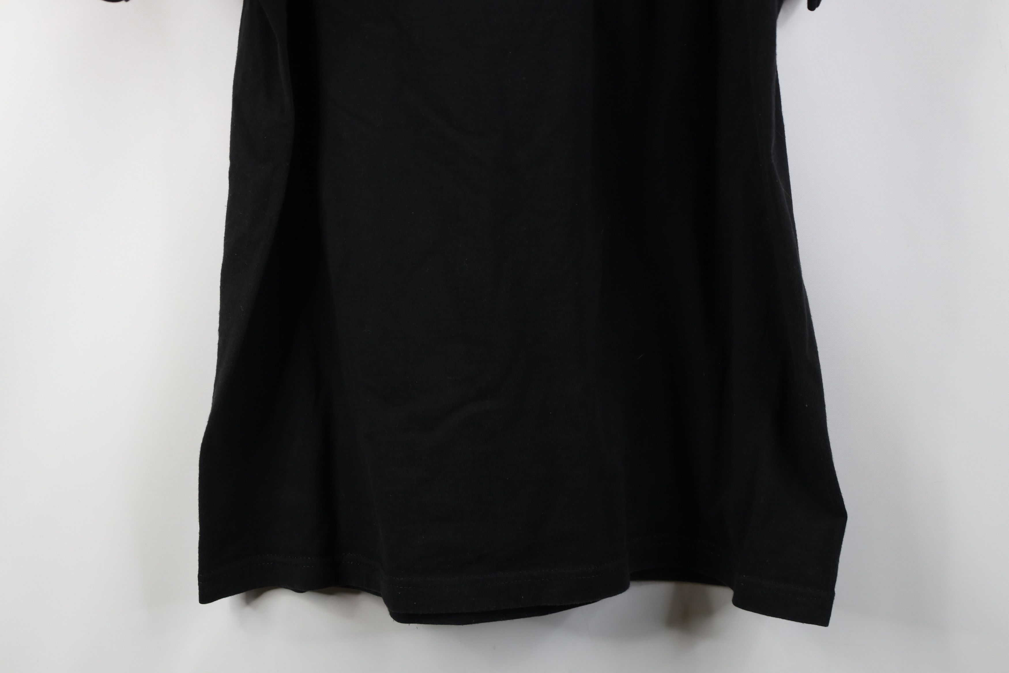 Vintage Vintage Y2K Streetwear Los Angeles Short Sleeve T-Shirt Size US L / EU 52-54 / 3 - 16 Thumbnail