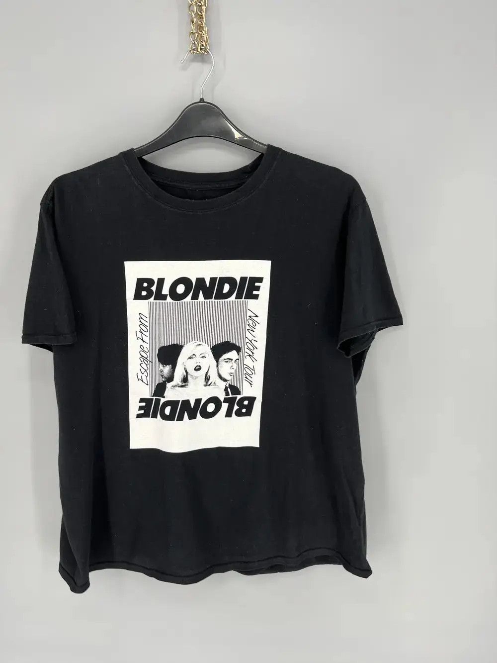 Band Tees 2019 Blondie New York Tour T Shirt Size US M / EU 48-50 / 2 - 3 Thumbnail