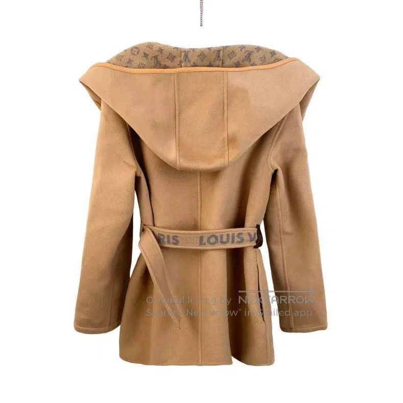 Louis Vuitton Louis Vuitton Short khaki inside presbyopic full print bat Size M / US 6-8 / IT 42-44 - 2 Thumbnail