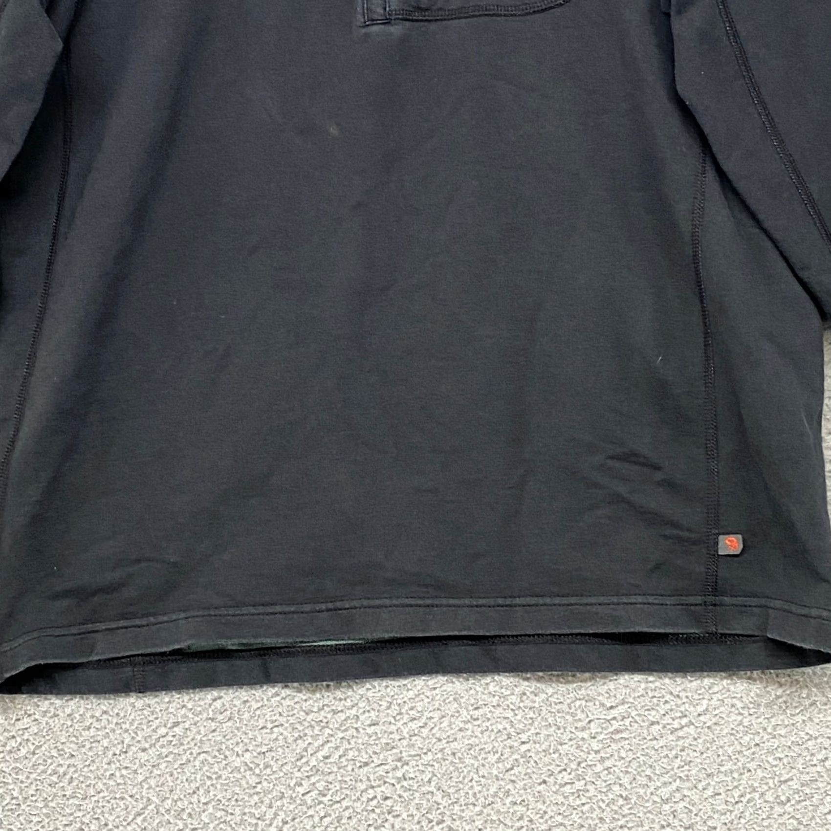 Mountain Hardwear Mountain Hardwear Shirt Mens M Pullover 1/4 Zip Black Outdoor Hiking Breathable Logo Casual Sportswear Size US M / EU 48-50 / 2 - 3 Thumbnail