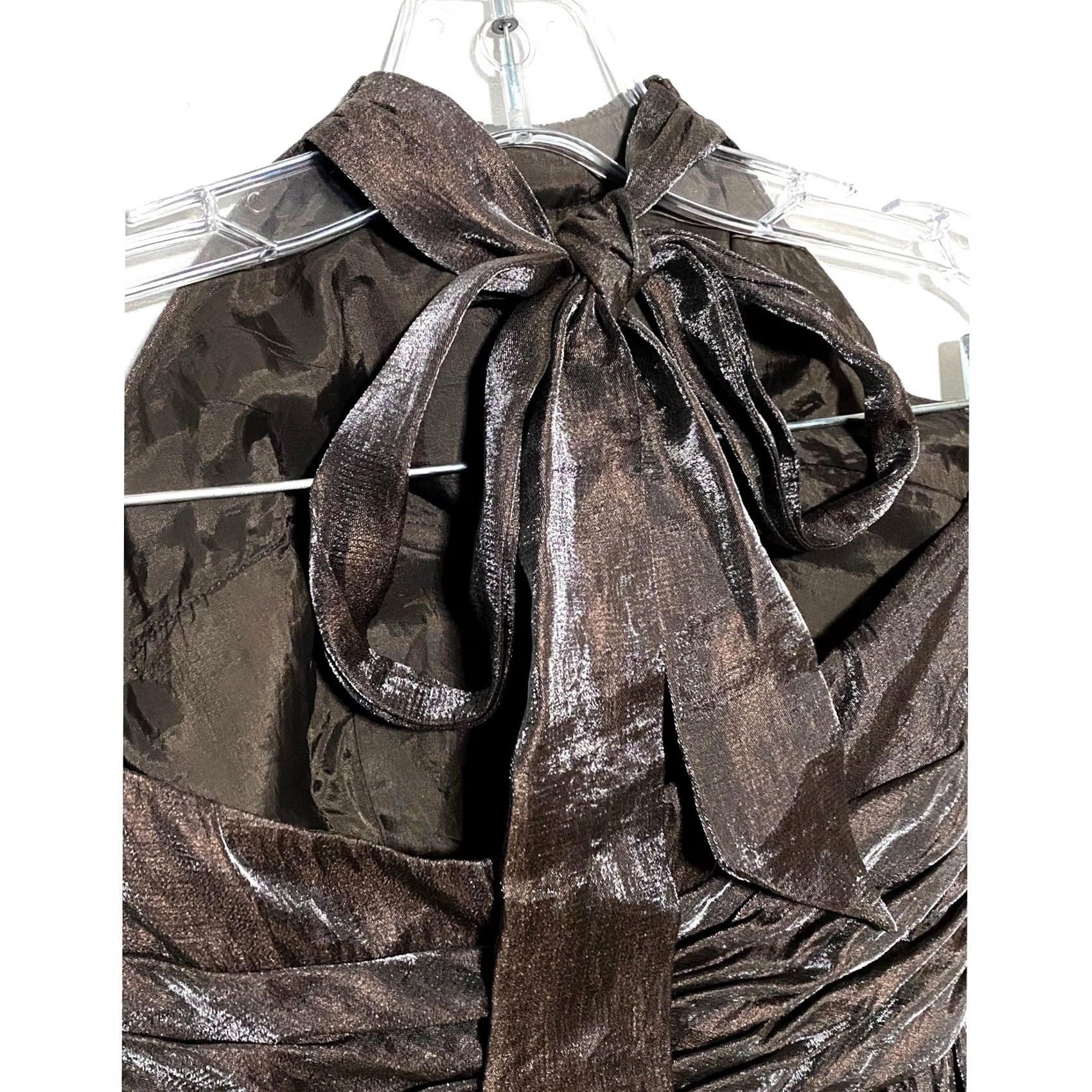 Adrianna Papell Adrianna Papell Boutique Halter Dress 2 Metallic Whimsigoth Grunge Formal Dress Long Sleeveless Tie Neck Size XS / US 0-2 / IT 36-38 - 5 Thumbnail