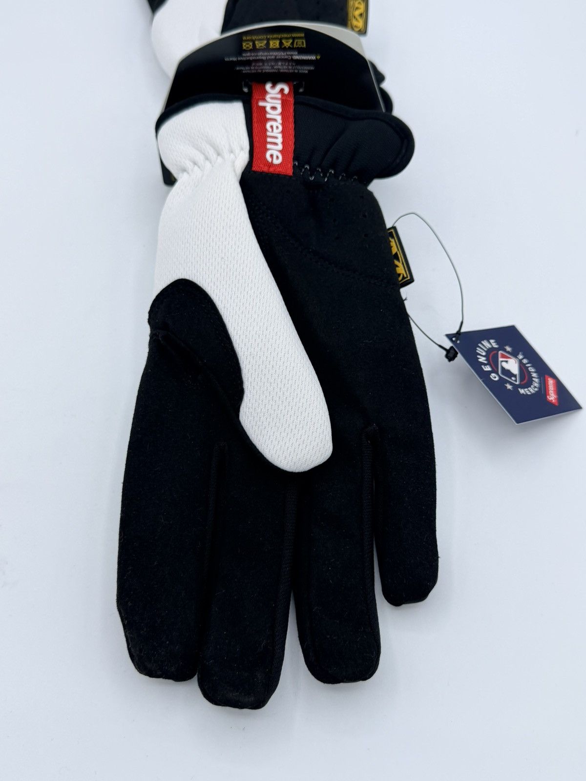 New York Yankees × Supreme Supreme New York Yankees Baseball gloves Size ONE SIZE - 4 Thumbnail