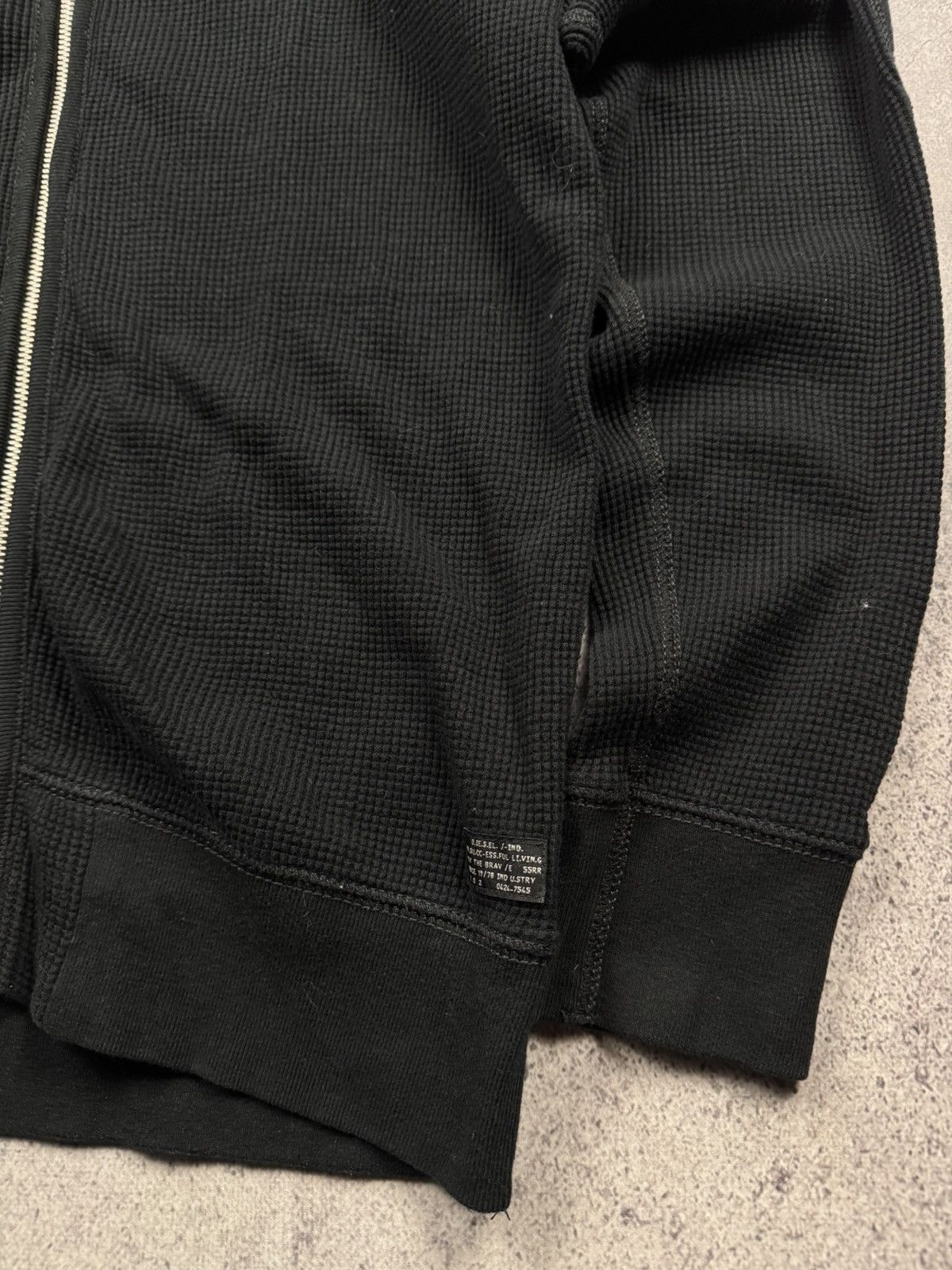 Diesel VINTAGE DIESEL Y2K KNIT WAFFEL AVANT GARDE ZIP SWEATER JAPAN Size US M / EU 48-50 / 2 - 4 Thumbnail
