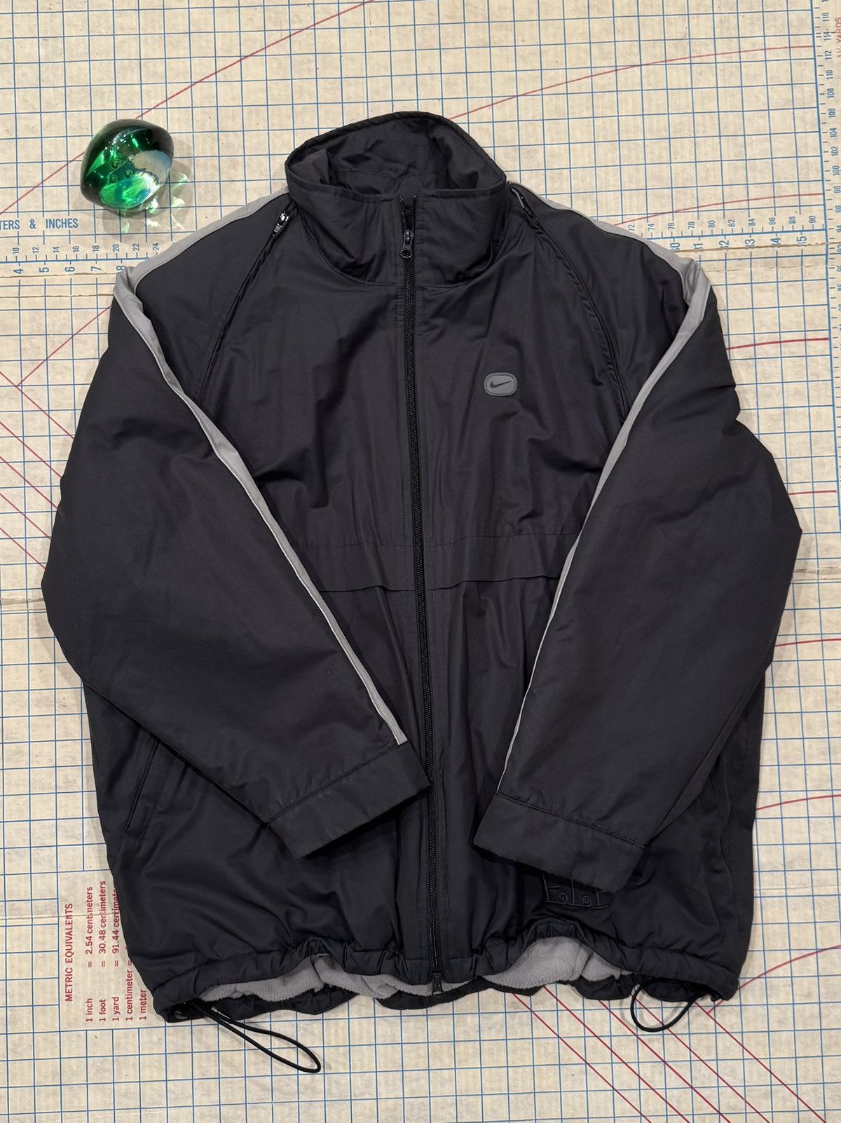 Nike Vintage Nike Y2K Gray Tag Winter Jacket Vest 2 In 1 Mens XL Size US XL / EU 56 / 4 - 12 Thumbnail