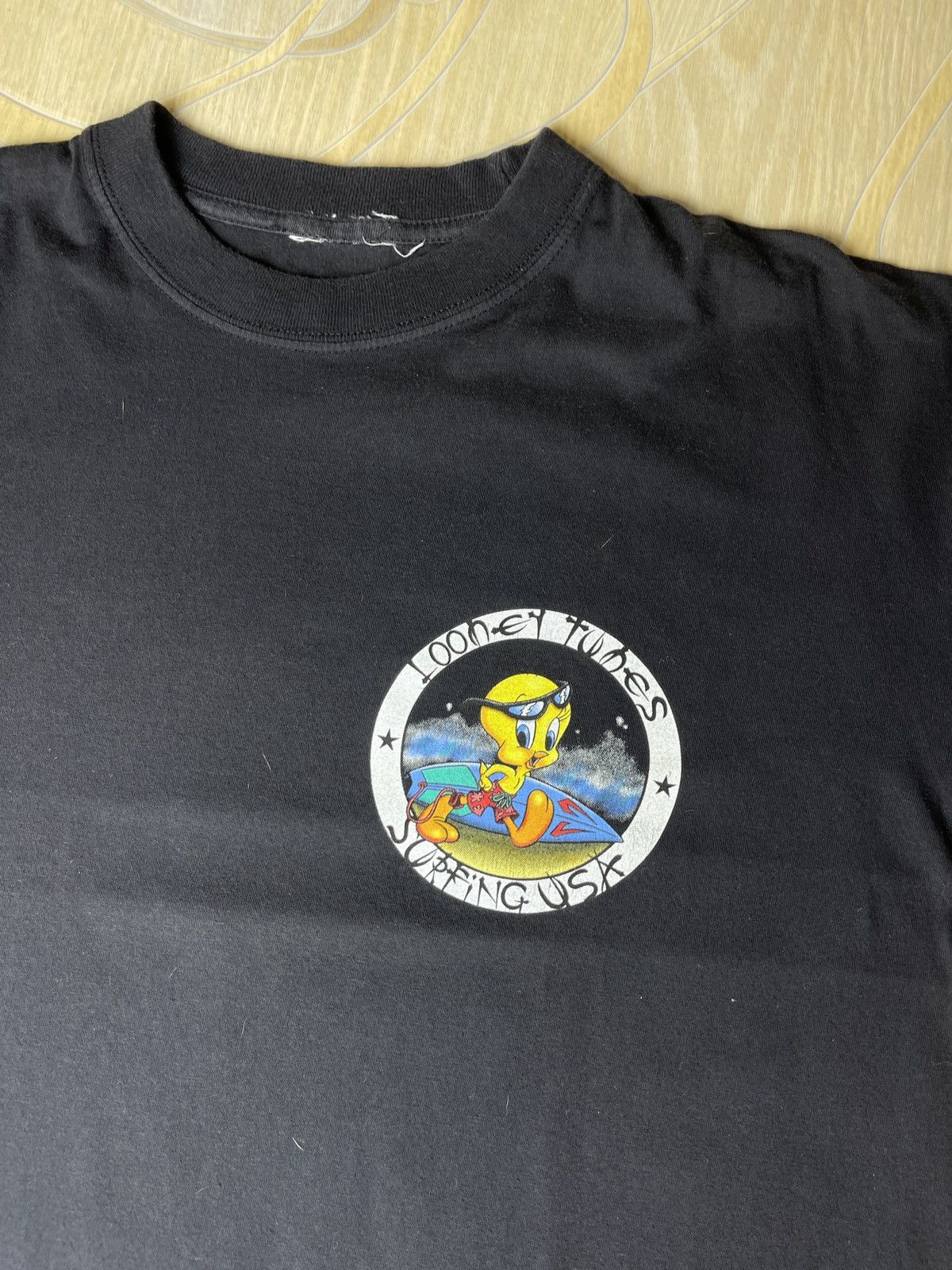 Cartoon Network Looney Tunes Surfing USA vintage 1998 big logo tee shirt Size US L / EU 52-54 / 3 - 8 Thumbnail