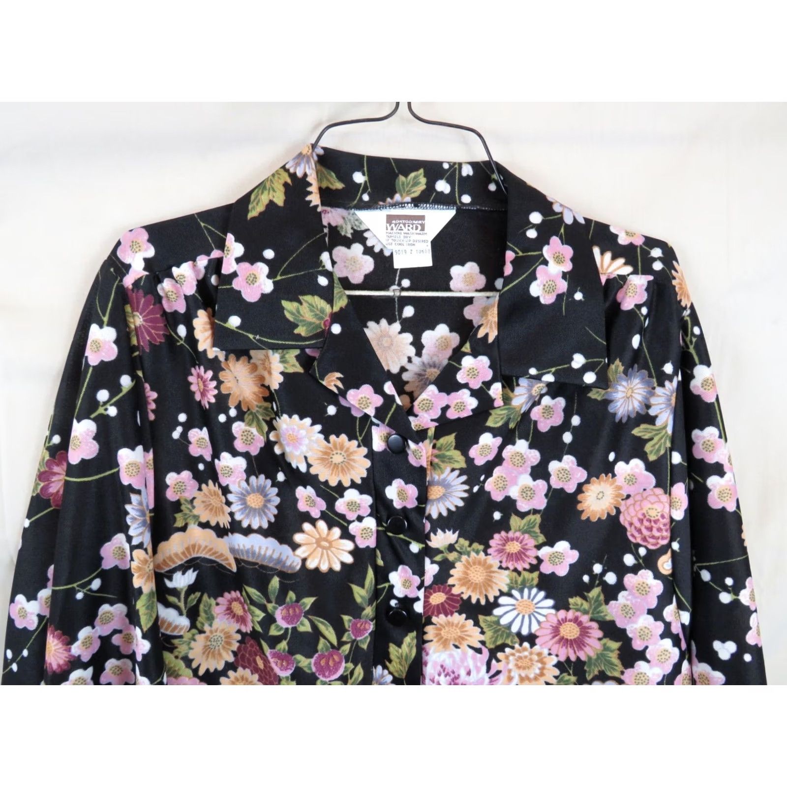Vintage VINTAGE Black Floral Shirt top 11/12 1980's polyester Mongomery Wards Size L / US 10 / IT 46 - 3 Thumbnail