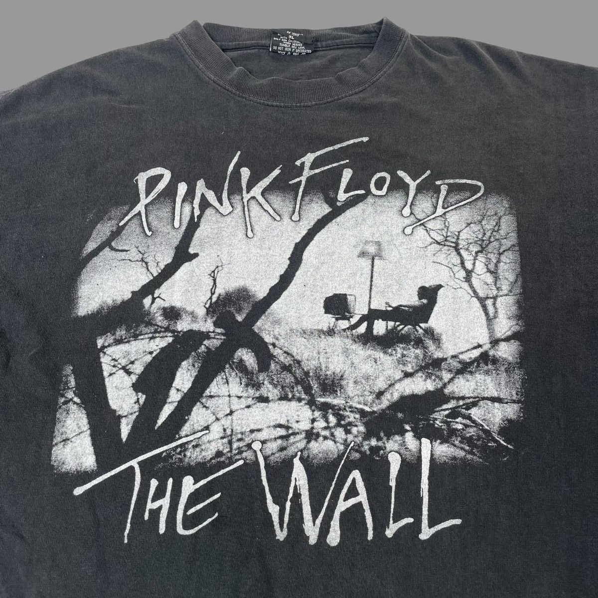 Band Tees × Vintage Vintage 90s Pink Floyd the wall shirt Size US L / EU 52-54 / 3 - 3 Thumbnail
