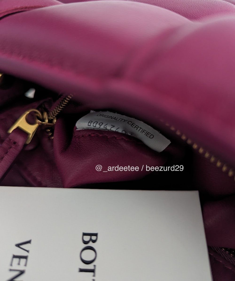 Bottega Veneta *NEW* PADDED LEATHER CASSETTE BAG CINNABAR $4,500 Size ONE SIZE - 17 Thumbnail
