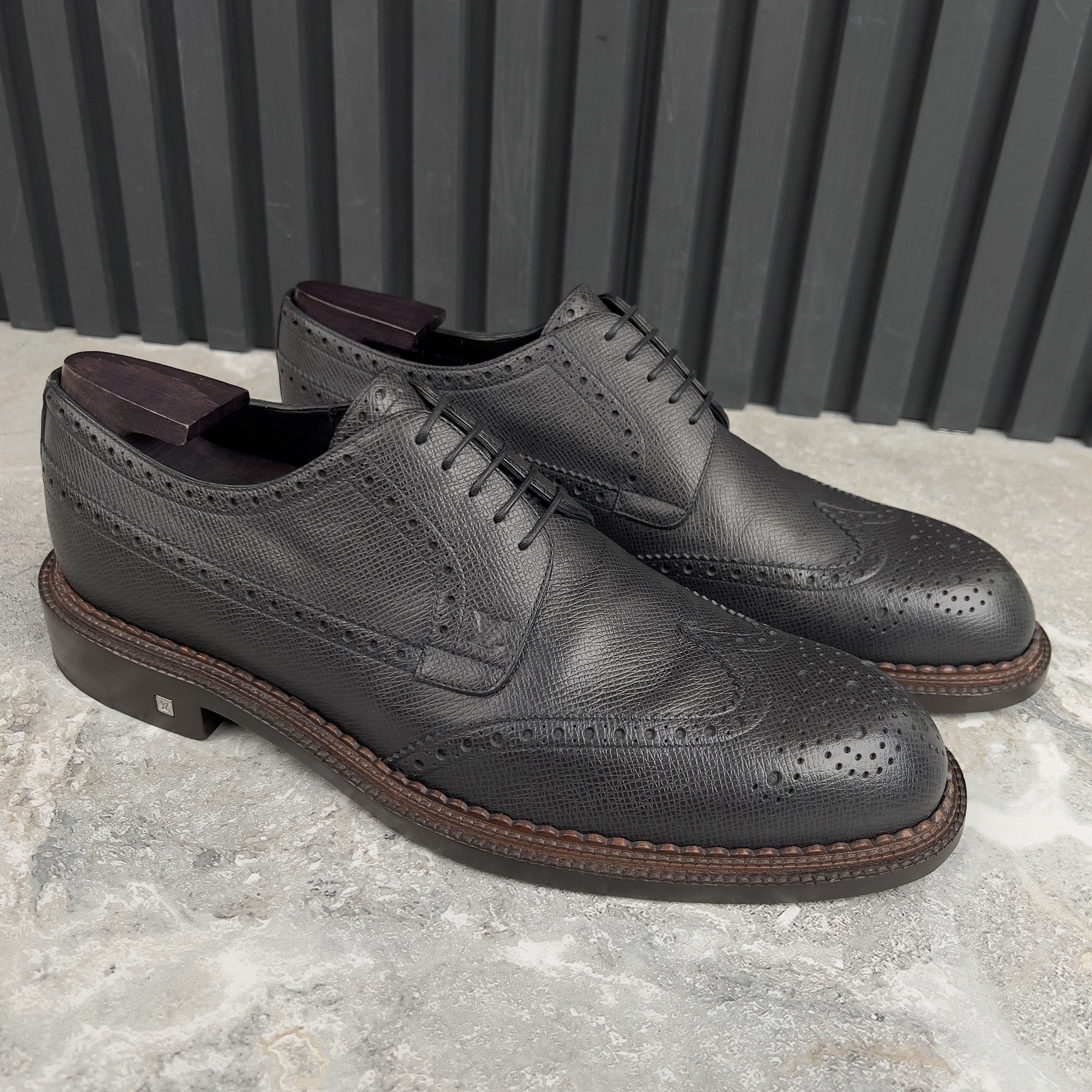 Louis Vuitton Louis Vuitton Derby Dress Lace Up Taiga Leather Size US 10.5 / EU 43-44 - 6 Thumbnail