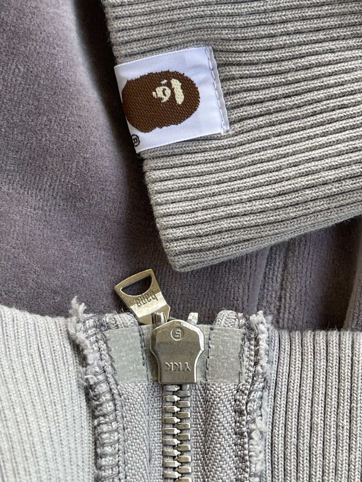 Bape A Bathing Ape Velvet Sweater Hoodies Size US M / EU 48-50 / 2 - 17 Thumbnail