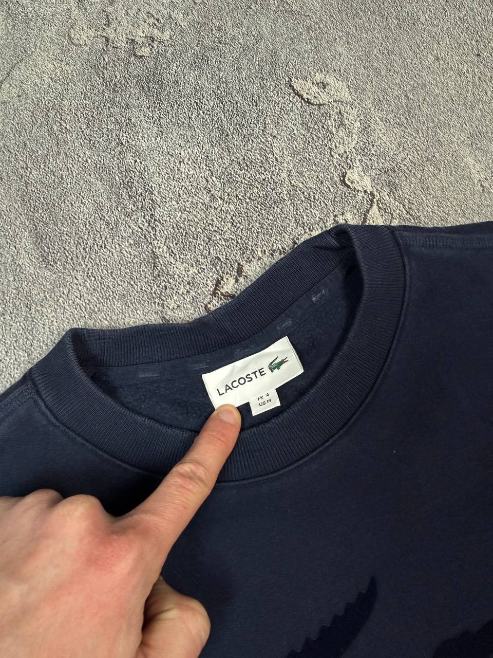 Lacoste Lacoste Navy Velour Logo Faded Sweatshirt Y2K Size US M / EU 48-50 / 2 - 4 Thumbnail