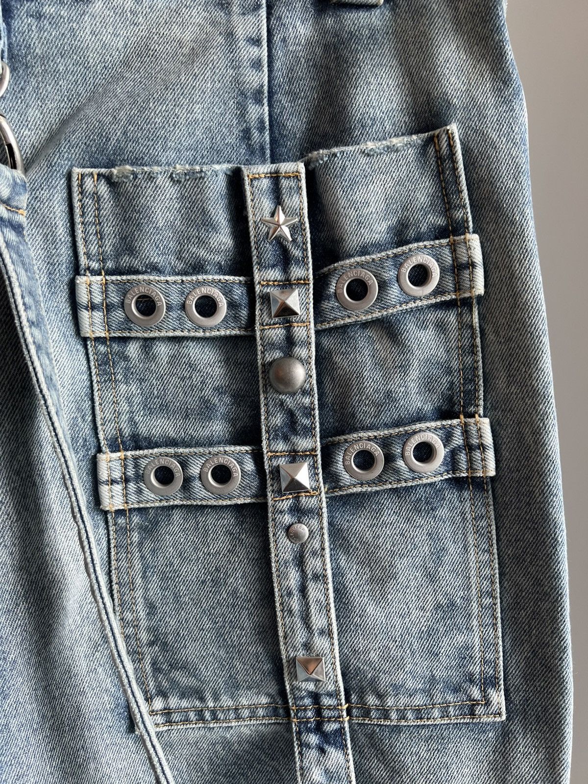 Balenciaga BALENCIAGA SPRING 22 ‘CLONES’ RAVER BAGGY DENIM PANTS Size US 33 - 21 Thumbnail