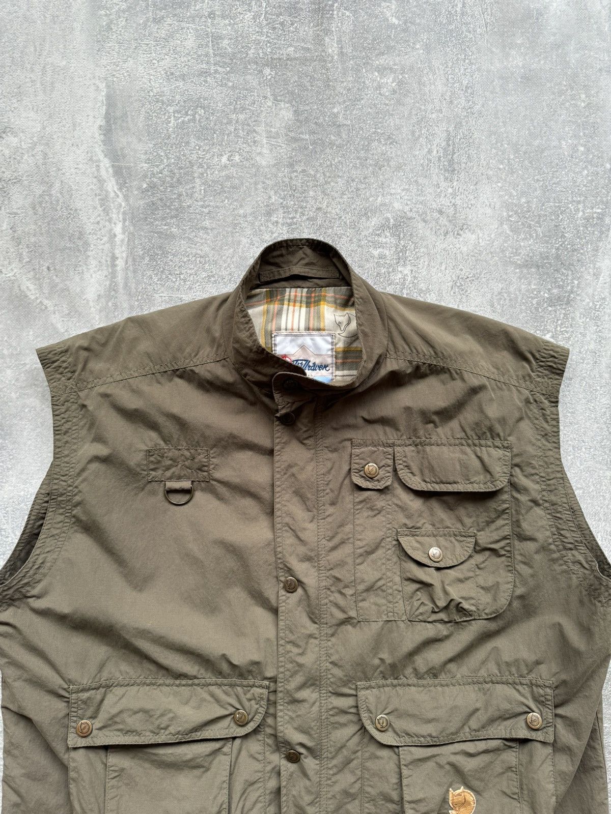 Fjallraven × Vintage Vintage 90's Fjälläven Vest Multi Pockets Cropped Size US M / EU 48-50 / 2 - 5 Thumbnail
