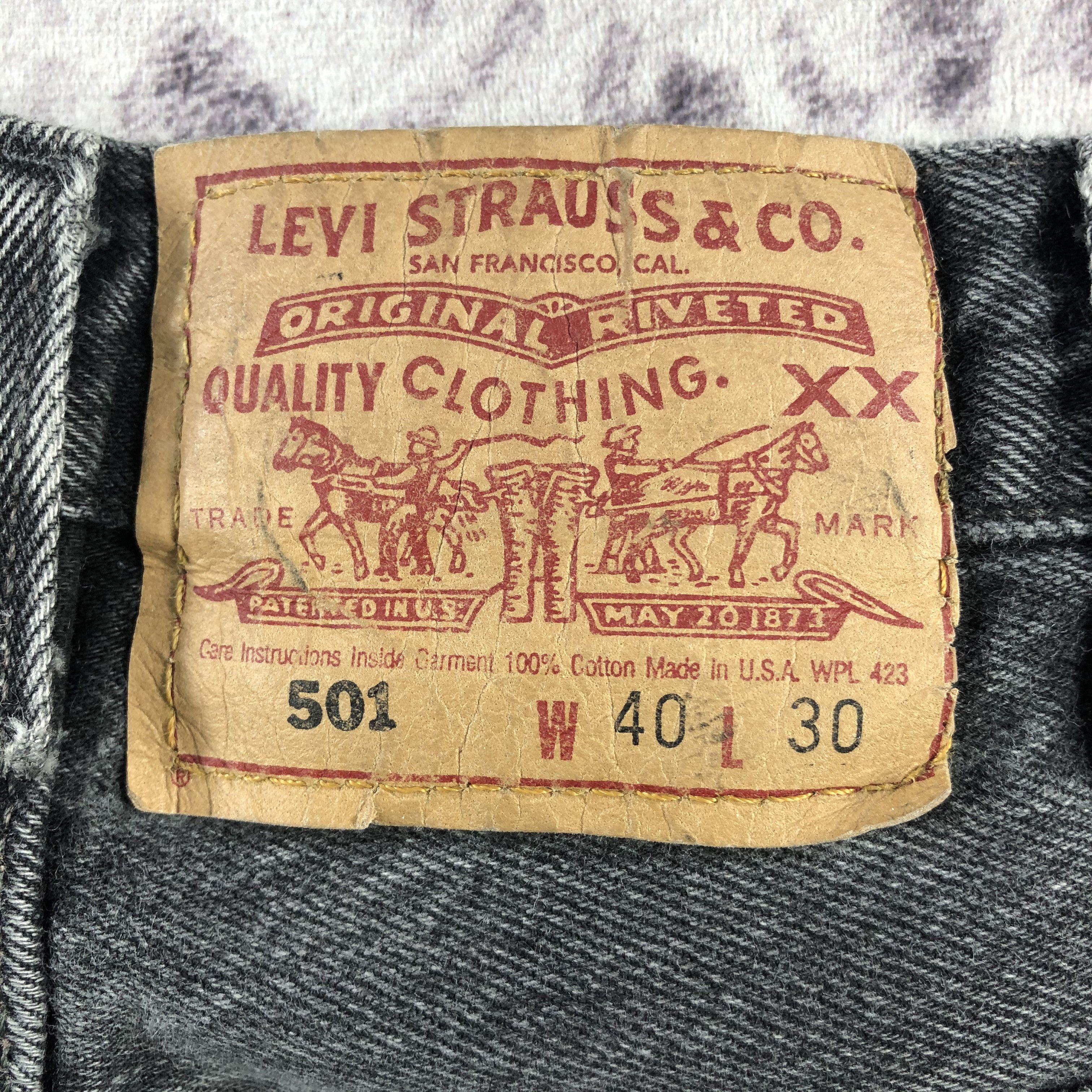 Levi's Vintage 90s Faded Black Levis 501 Jeans-JM3037 Size US 39 - 7 Thumbnail