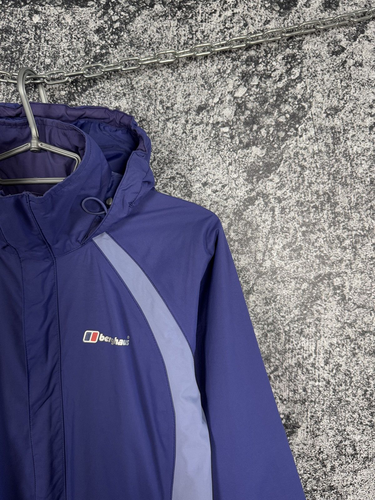 Berghaus Berghaus AQ2 Nylon Jacket Outdoor Waterproof Windbreaker Size S / US 4 / IT 40 - 2 Thumbnail