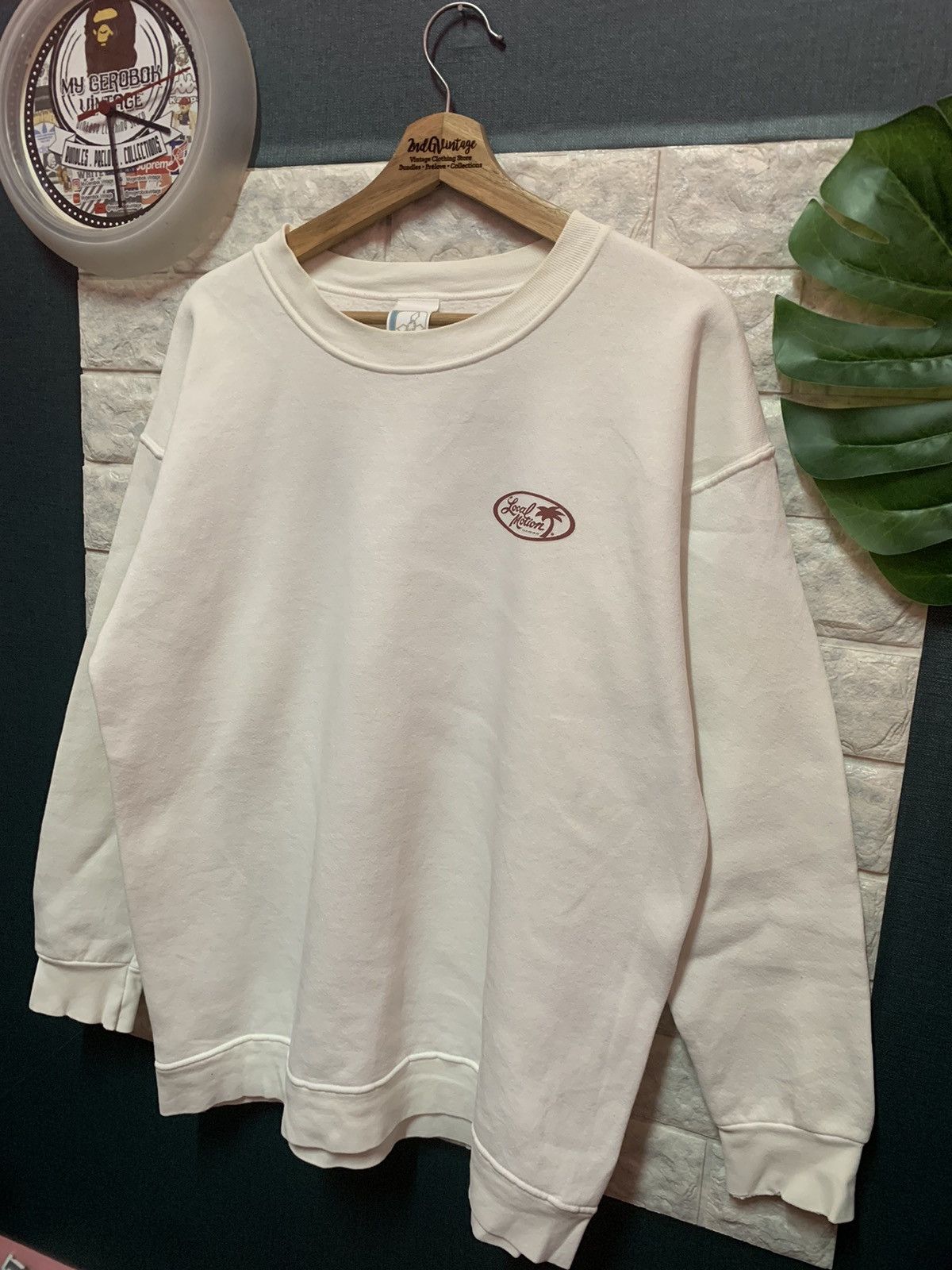 Vintage VINTAGE!! Sweatshirt Hawaii LOCAL MOTION Size US L / EU 52-54 / 3 - 3 Thumbnail