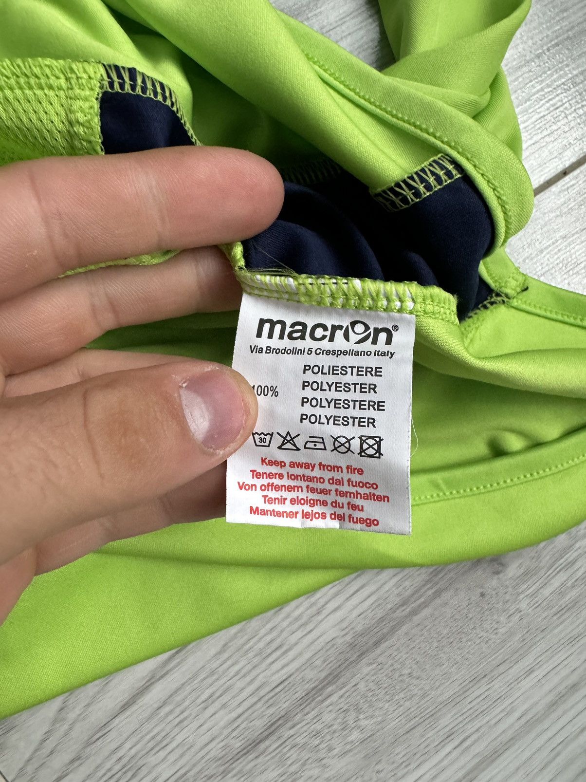 Macron × Vintage Vintage Soccer Jersey Aston Villa #19 Petrov Long Sleeve Size US XXL / EU 58 / 5 - 6 Thumbnail