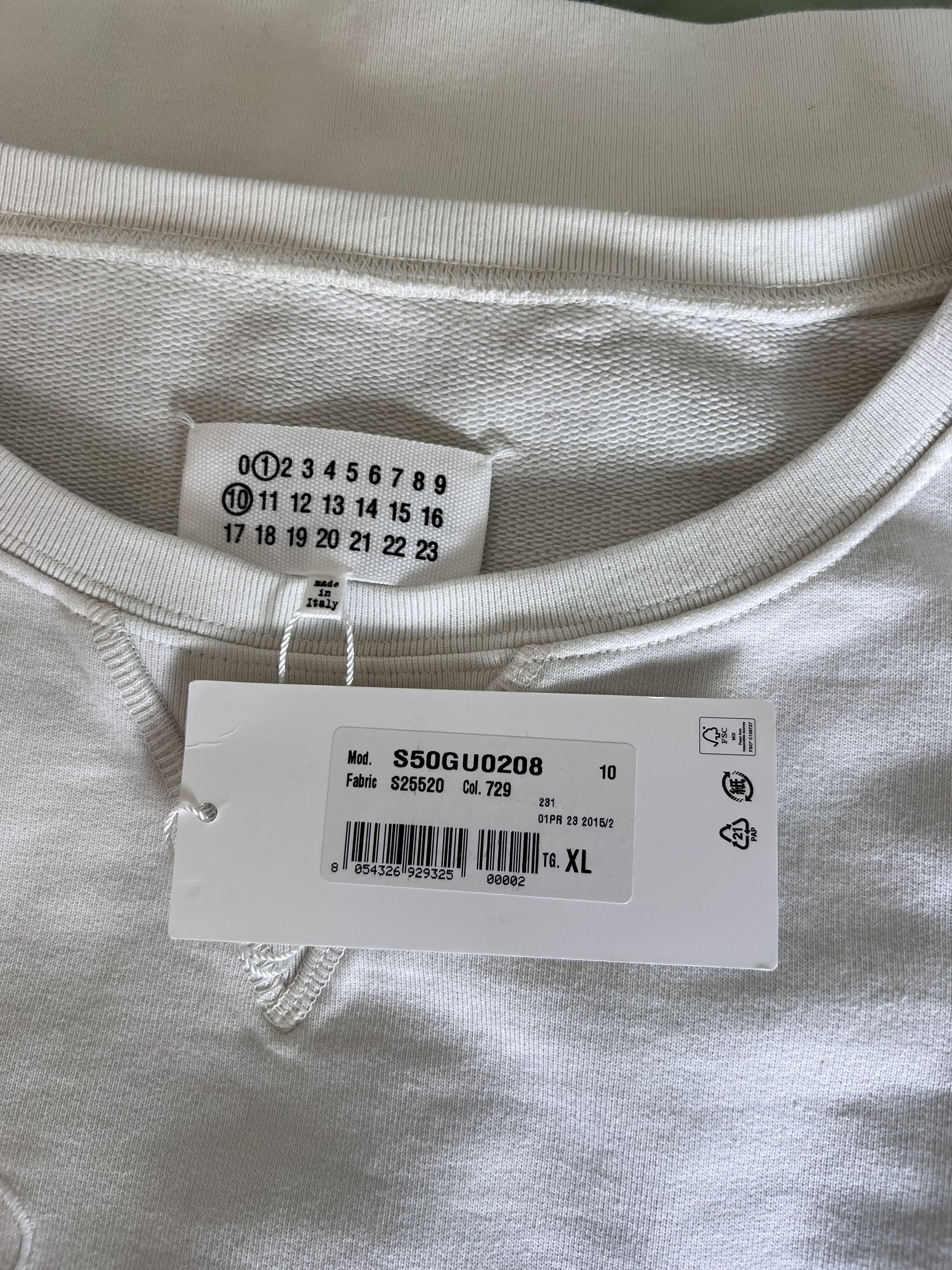 Maison Margiela Maison Margiela Numbers Embroidered Crewneck Sweatshirt Size US XL / EU 56 / 4 - 6 Thumbnail