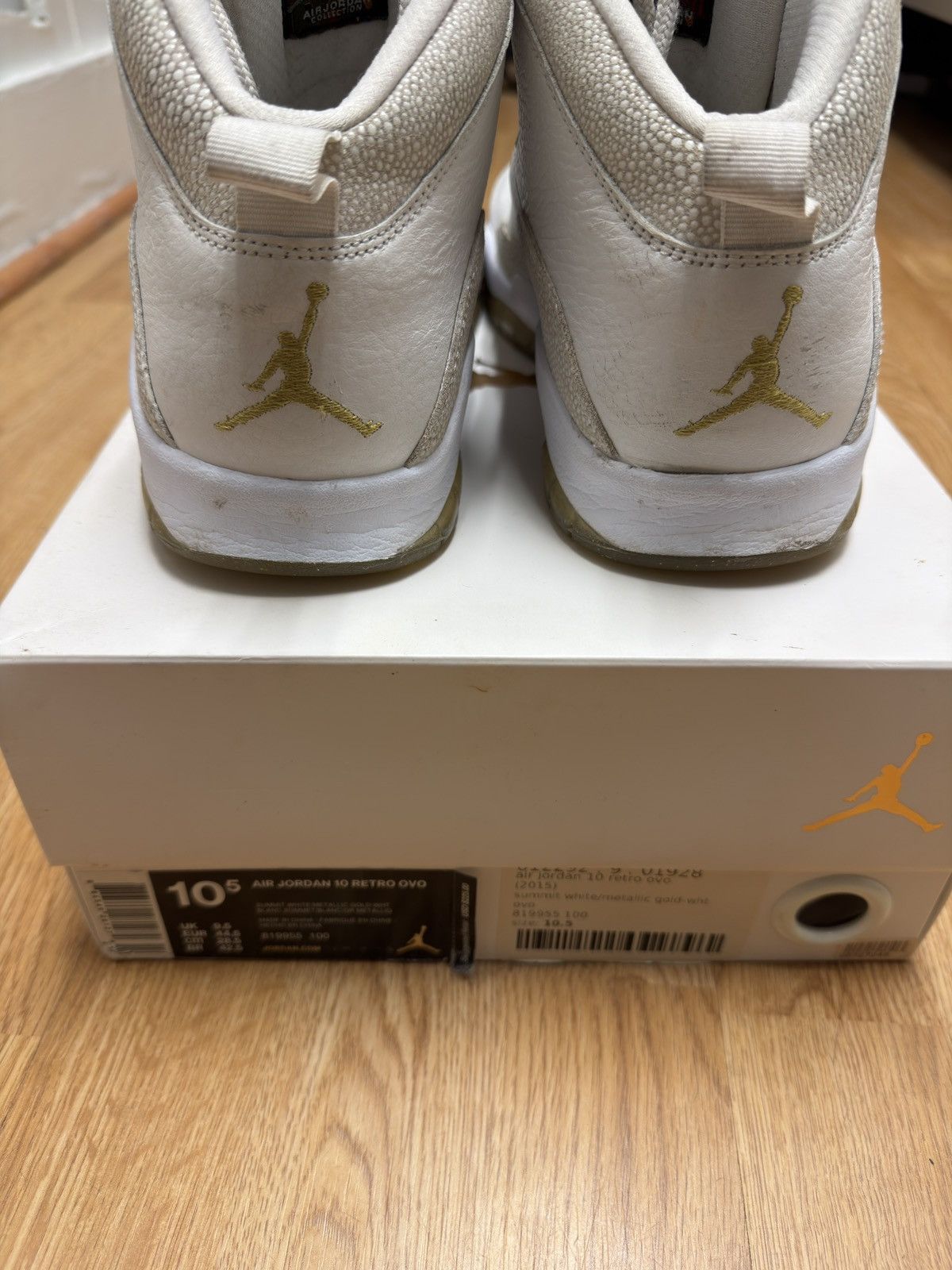 Jordan Brand × October's Very Own Jordan 10 Retro OVO Size US 10.5 / EU 43-44 - 3 Thumbnail