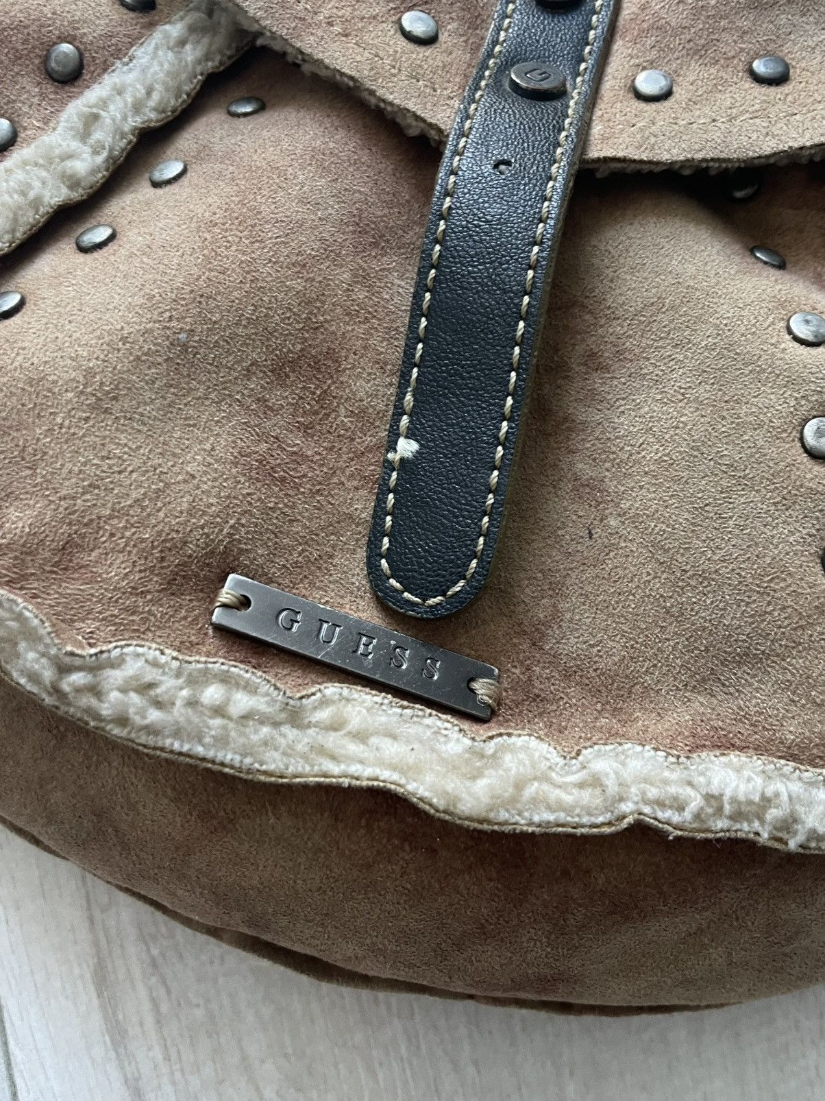Guess Vintage Y2K Guess Avant Garde 00’s Fur Leather Bag RARE Size ONE SIZE - 6 Thumbnail
