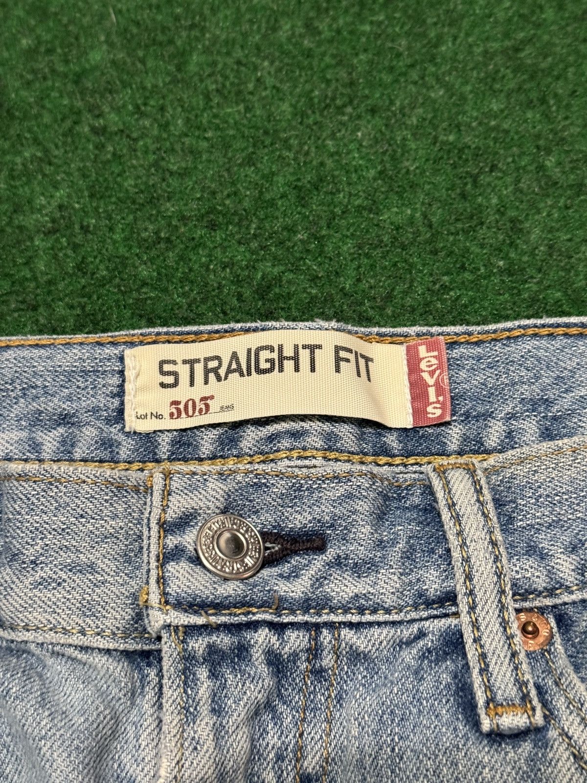 Levi's Y2K Levi’s Jorts Light Wash Grunge Skater Denim Shorts Size US 31 - 4 Thumbnail