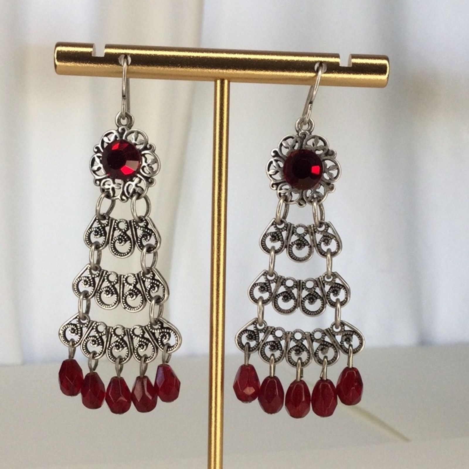 Other Retro 1990's Silver Tone Garnet Bead Chandelier Earrings Size ONE SIZE - 1 Thumbnail