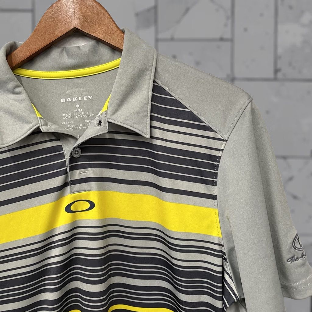 Oakley VINTAGE Oakley Country Club Polo Shirt Mens M Gray Striped Athletic Stretchy Shirt Size US M / EU 48-50 / 2 - 1 Thumbnail