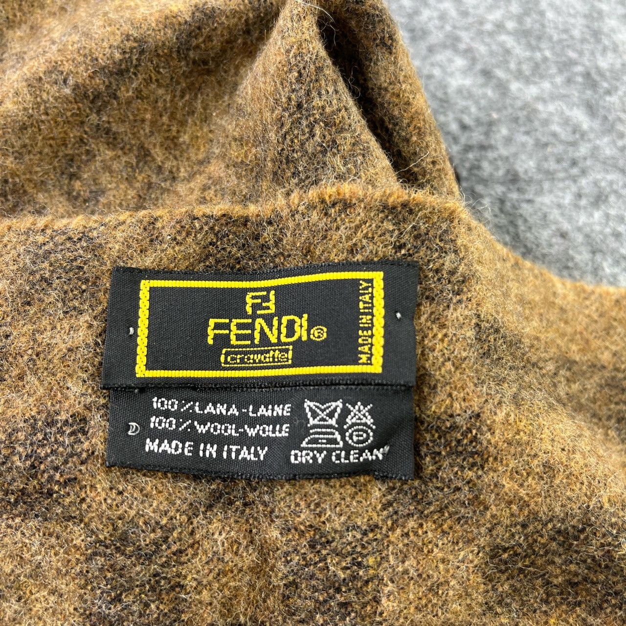 Fendi Fendi FF Logo Scarf / Muffler / Neckwear T417 Size ONE SIZE - 6 Thumbnail