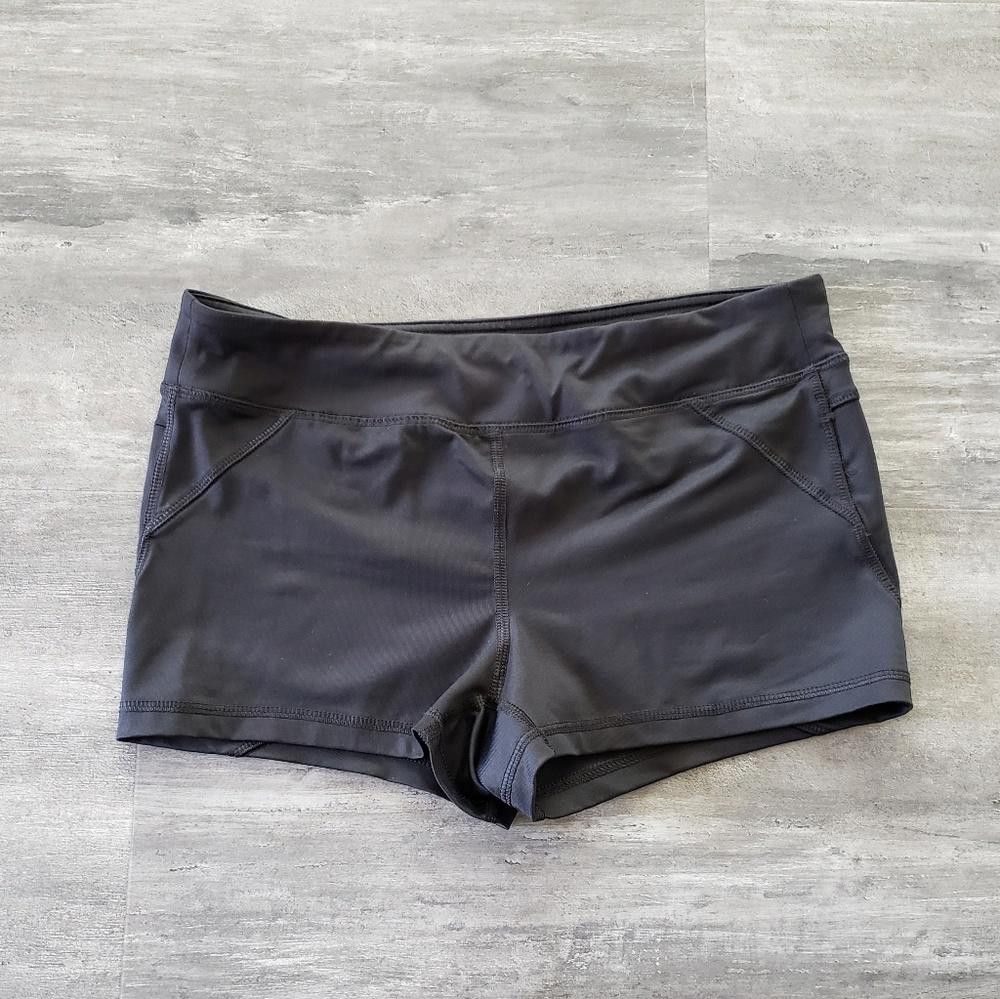 Forever 21 Black Pocket Detailed F21 Athletic Short Size 32" / US 10 / IT 46 - 1 Thumbnail