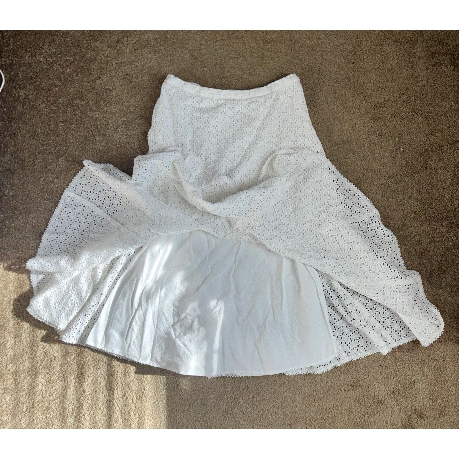Coldwater Creek Coldwater Creek White Eyelet Flared Midi Skirt Size M Size 30" / US 8 / IT 44 - 2 Thumbnail