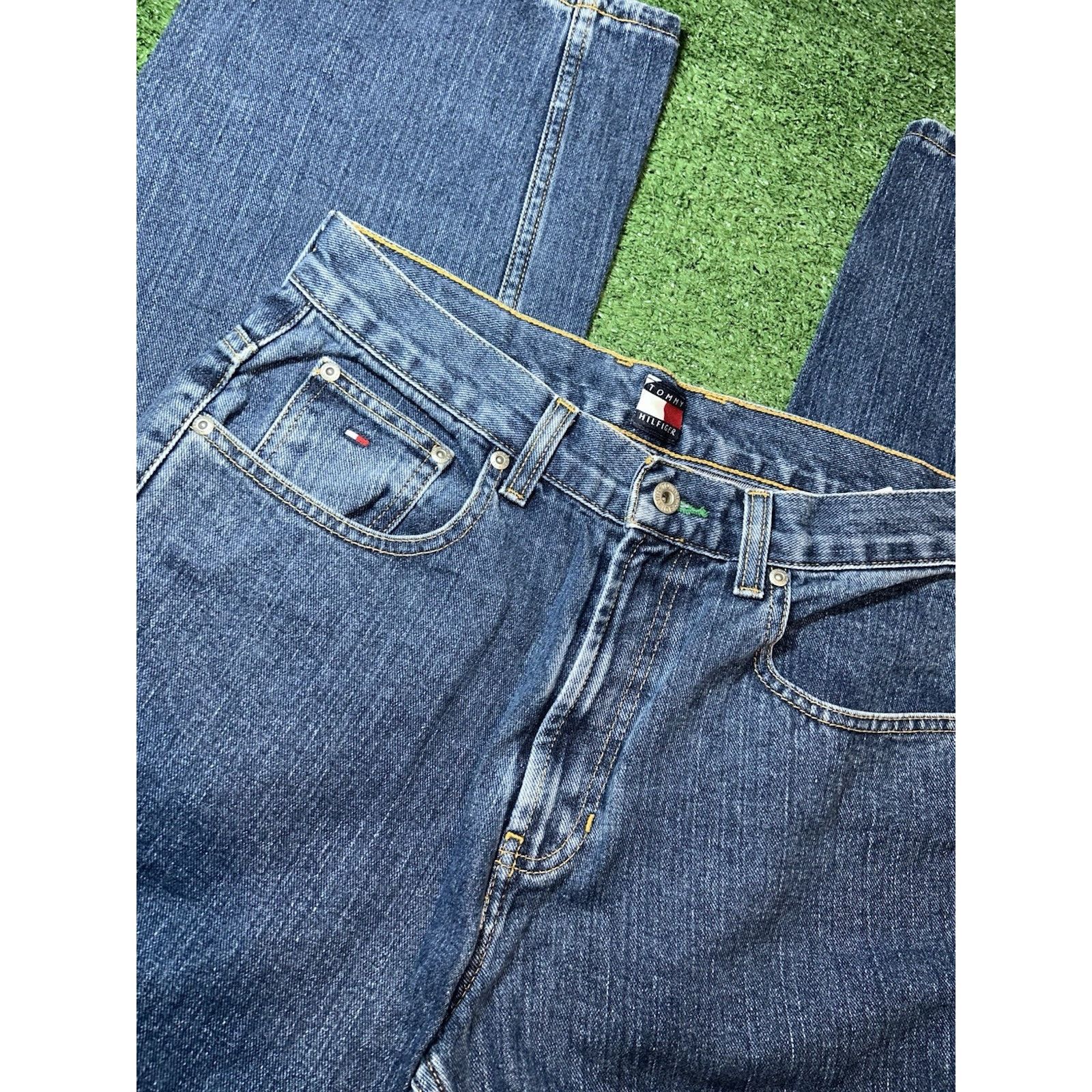 Tommy Hilfiger Vintage Tommy Hilfiger Jeans Men 31x32 Fit Baggy Y2K Size US 31 - 5 Thumbnail