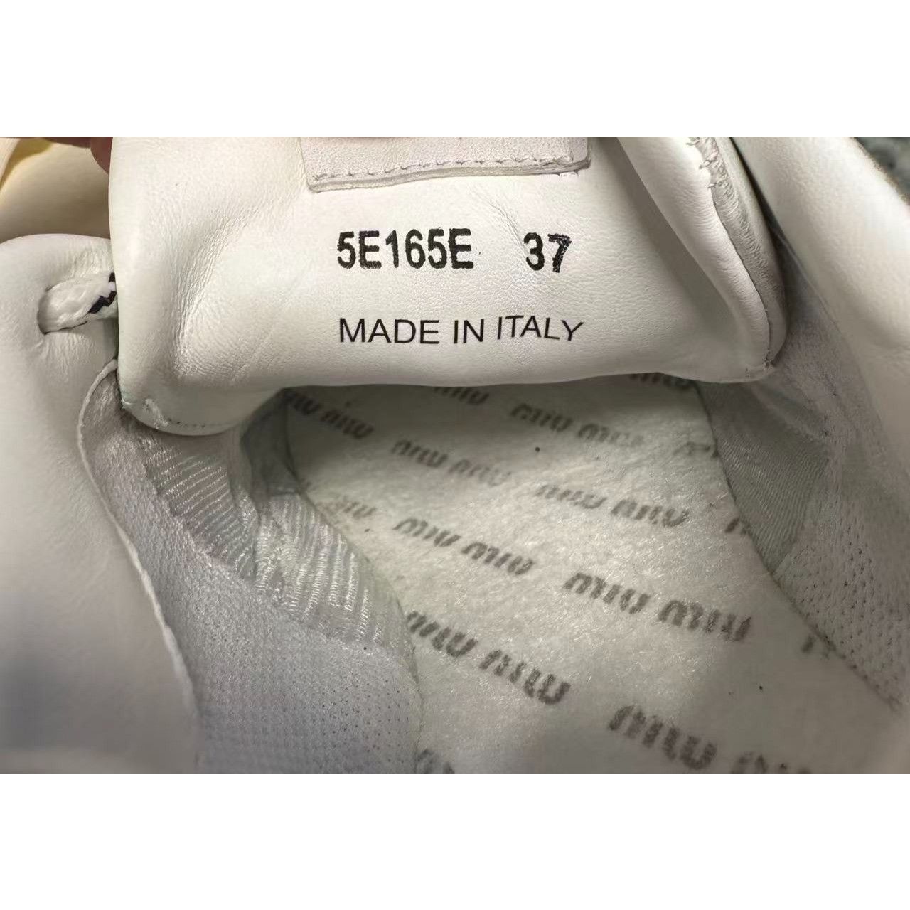 Miu Miu Miu Miu X New Balance Womens Sneakers 37 White Leather Made Size US 7 / IT 37 - 5 Thumbnail