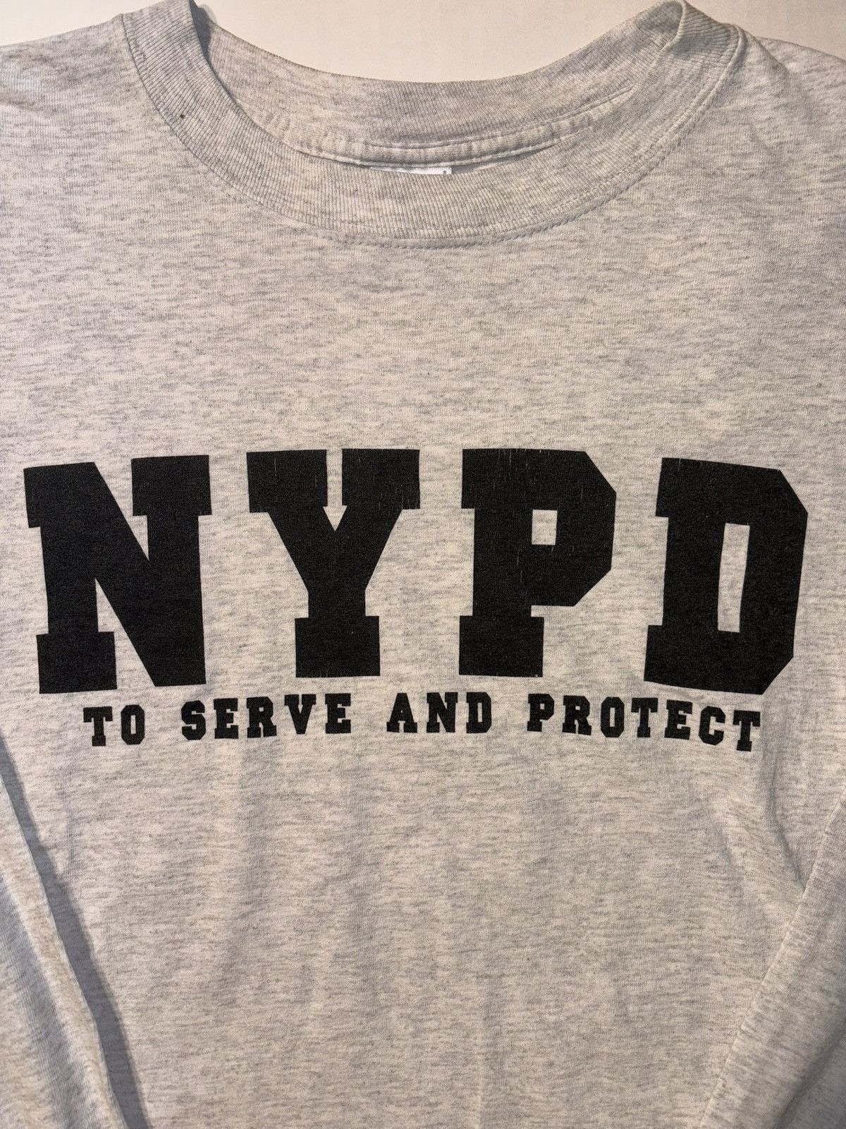 Gildan Vtg New York Police Dept NYPD Cops Protect Serve Long Sleeve Size US L / EU 52-54 / 3 - 2 Thumbnail