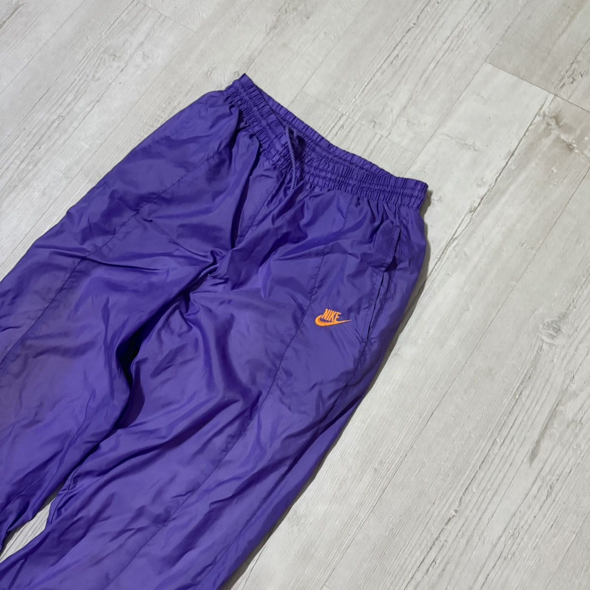 Vintage Nike Vintage Nylon Purple TrackPants 90s Streetwear Size US 31 - 3 Thumbnail