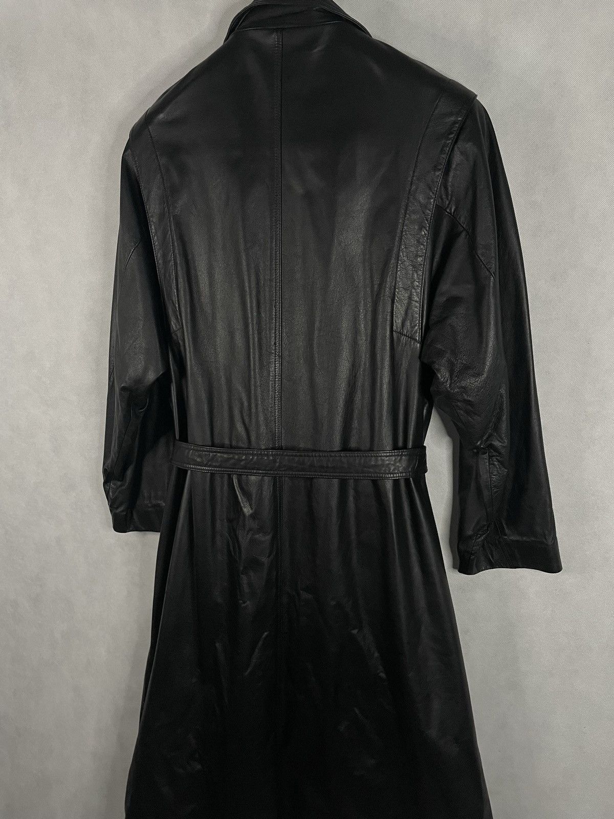 Japanese Brand × Vintage Black Vintage 90s Y2k Long Leather Belted Jacket Designer Size US L / EU 52-54 / 3 - 11 Thumbnail