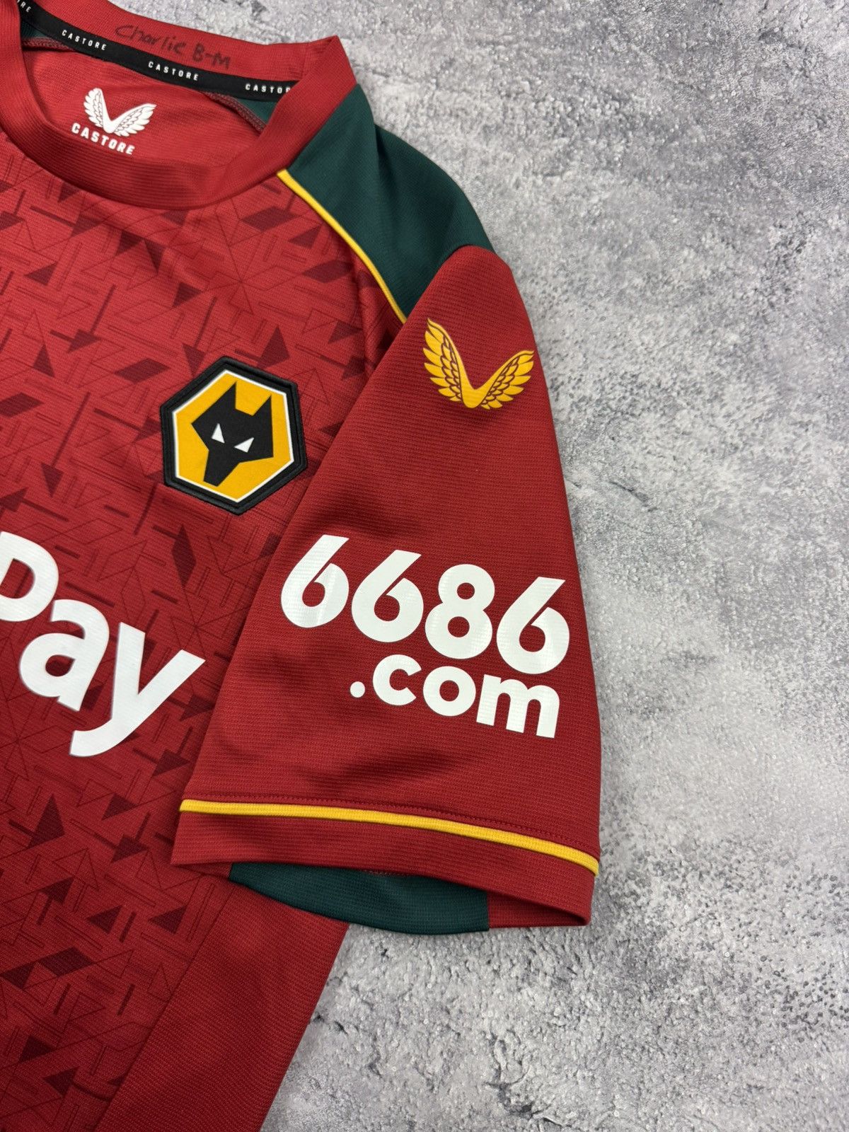 Castore 2023/2024 Castore Wolves Wolverhampton Wanderers Jersey Tee Size US M / EU 48-50 / 2 - 8 Thumbnail