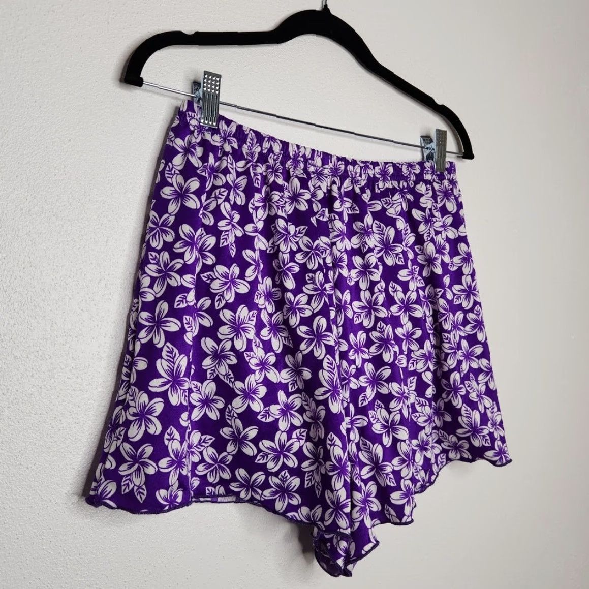 Lands' End VINTAGE Lands End Bottom Womens 14 Purple Floral Hibiscus Hawaiian Bathing Suit Shorts Size 36" / US 14 / IT 50 - 2 Thumbnail