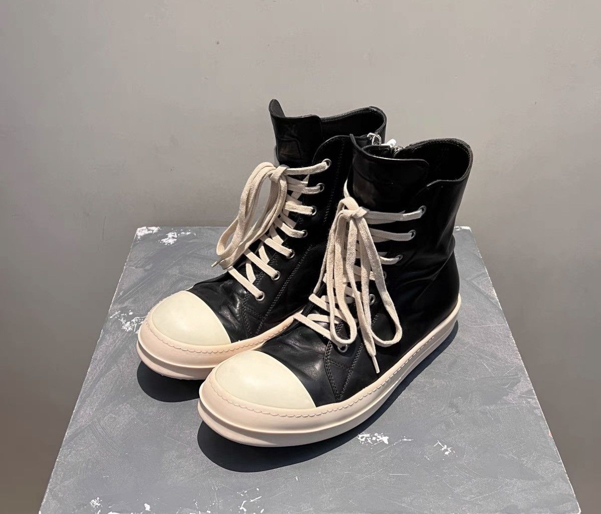 Rick Owens Rick Owens Leather High-Top Converse-Inspired Sneakers Size US 7.5 / EU 40-41 - 2 Thumbnail