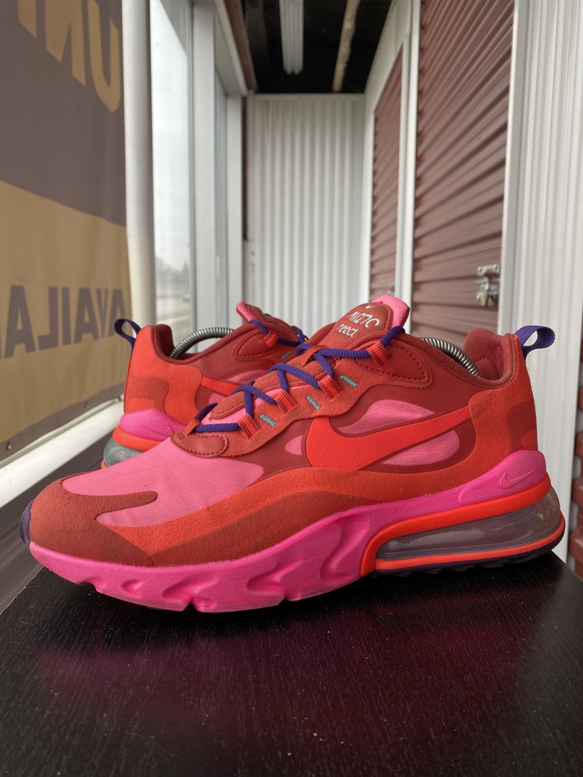 Nike Air store Max 270 React (gs) “raspberry ripple” 6.5