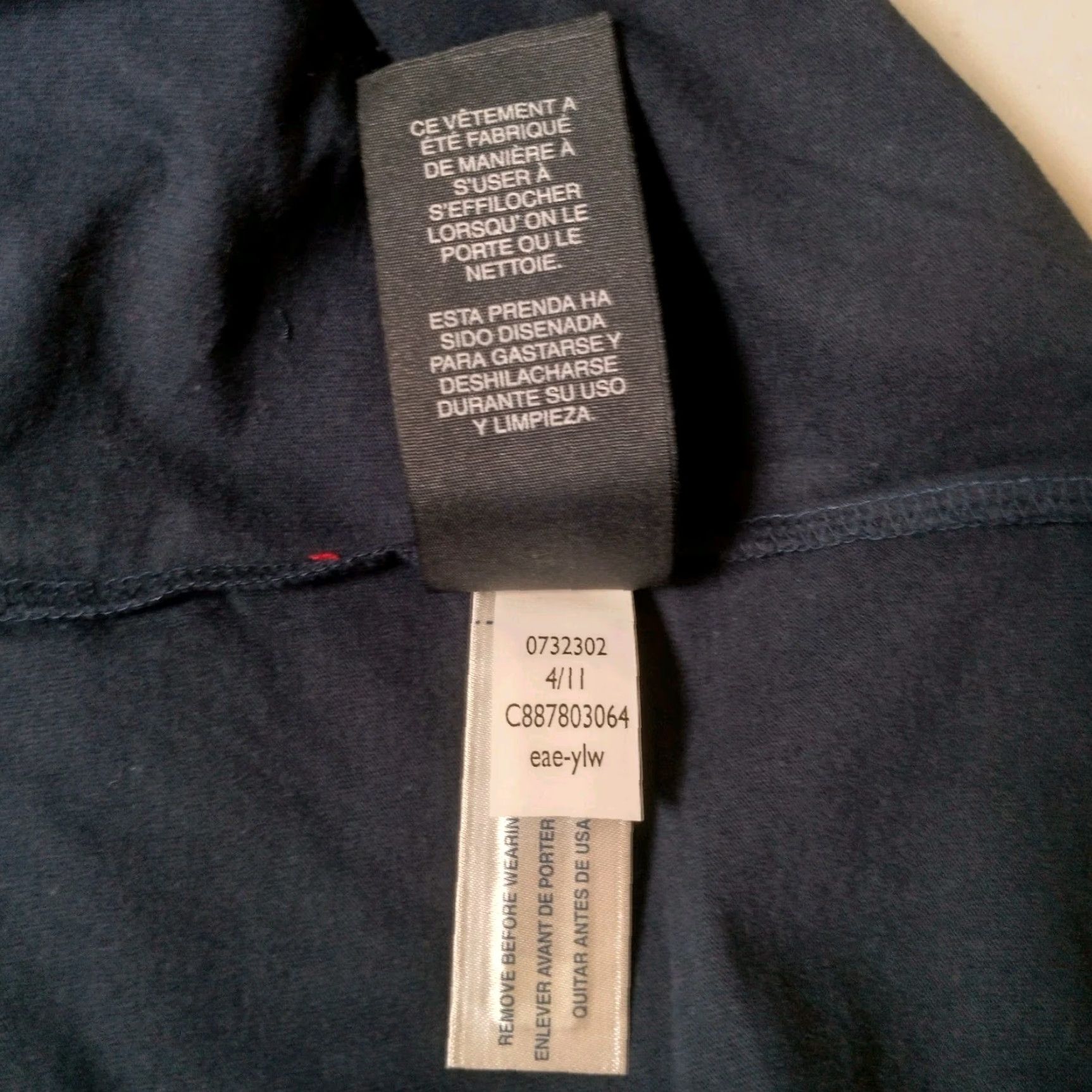 Tommy Hilfiger VINTAGE Tommy Hilfiger Graphic T-Shirt Men Medium Navy Blue Crew Neck Short Sleeve Established 1985 Size US M / EU 48-50 / 2 - 6 Thumbnail