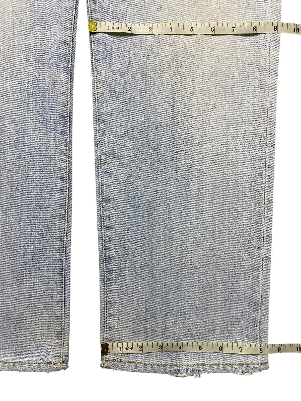 Japanese Brand Vintage Japanese Brand Light Wash Distressed Loose Jeans Size US 34 / EU 50 - 14 Thumbnail