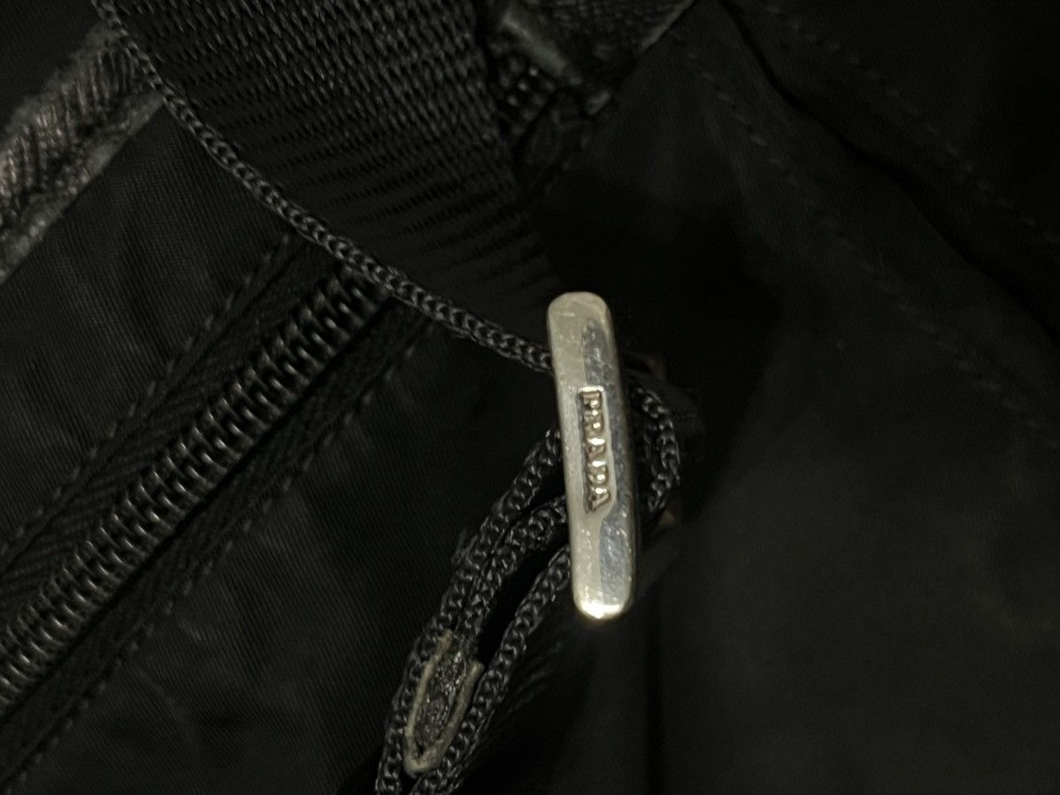 Prada Black Prada Nylon Shoulder Bag – Classic Unisex Model Size ONE SIZE - 4 Thumbnail