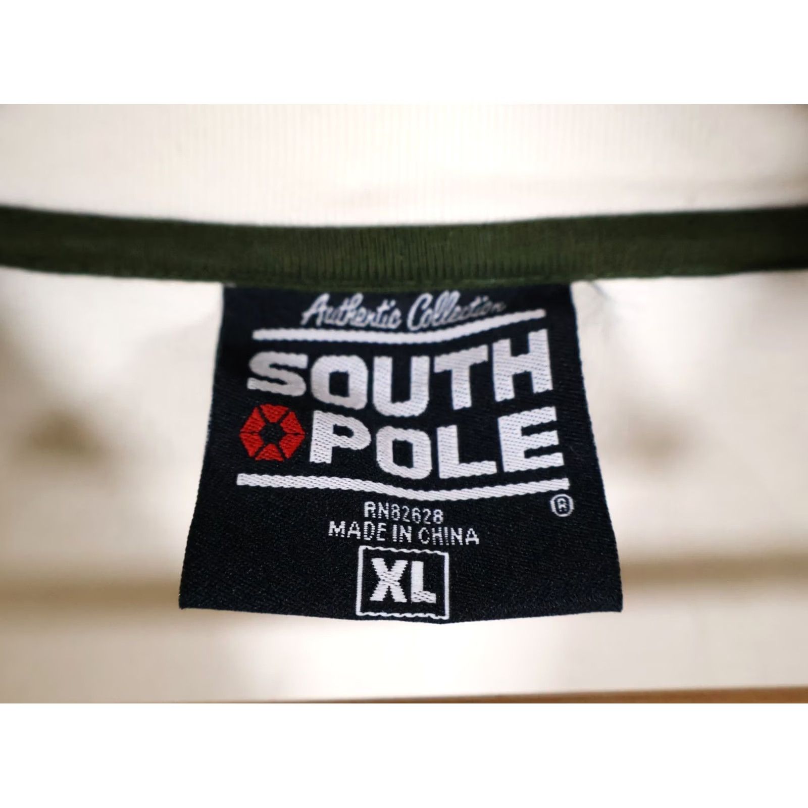 Southpole VINTAGE Southpole Sweatshirt Mens XL White Green Embroidered 90s Retro Crew Neck Pullover Unworn Size US XL / EU 56 / 4 - 3 Thumbnail