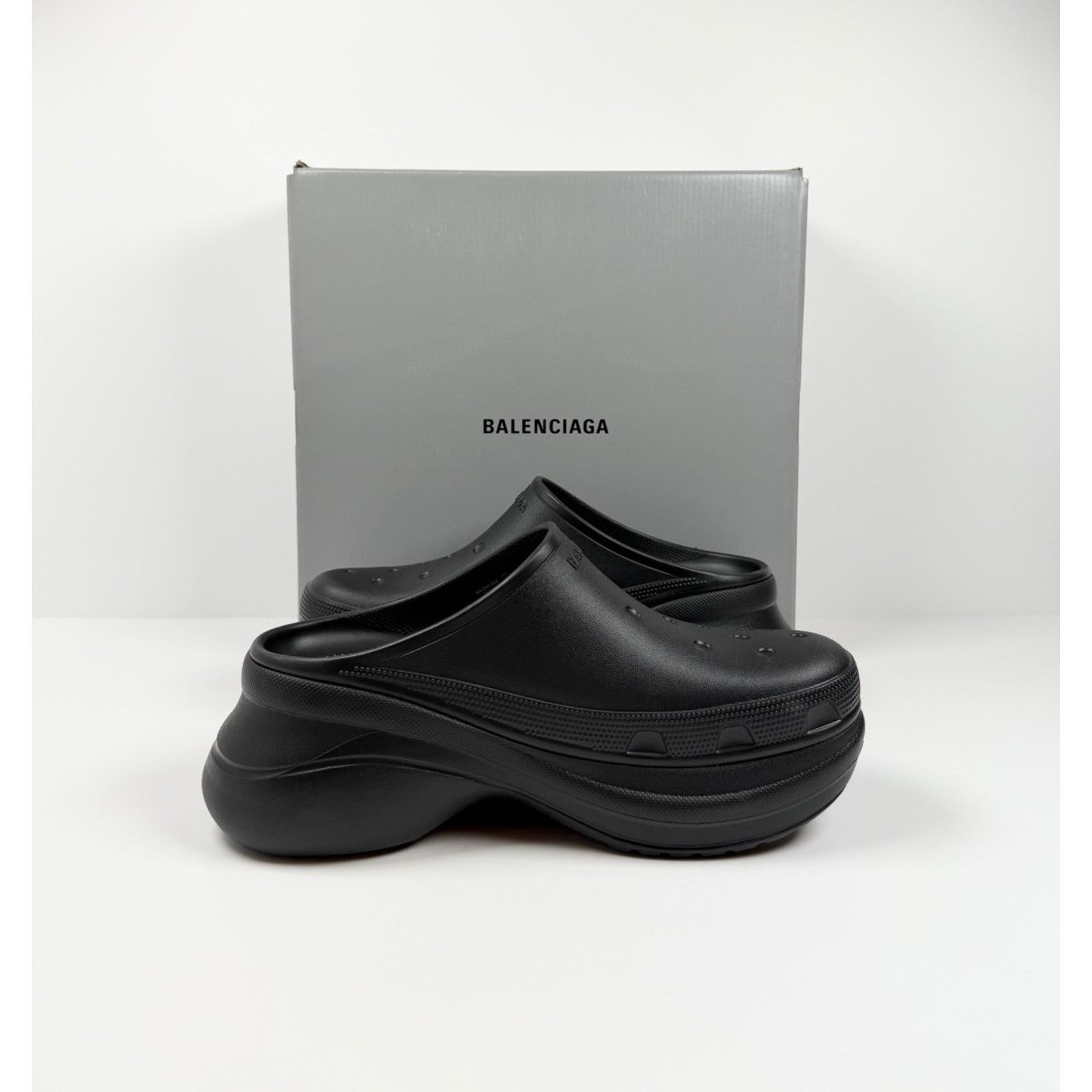 Balenciaga Size 12 - Balenciaga x Crocs Rubber Mules NEW! Size US 12 / EU 45 - 6 Thumbnail
