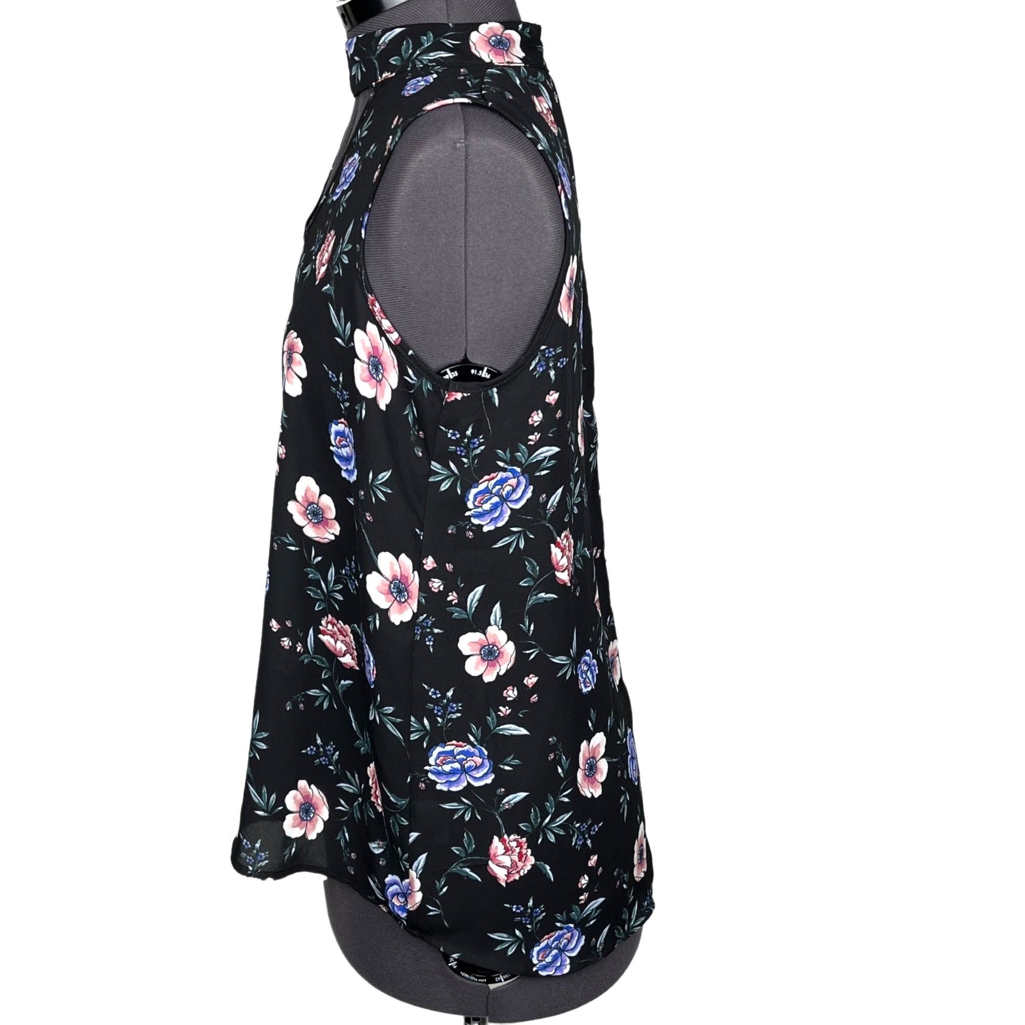 Other Pink Rose Sleeveless Top Key-Hole Neckline Black Floral Size Size M / US 6-8 / IT 42-44 - 3 Thumbnail